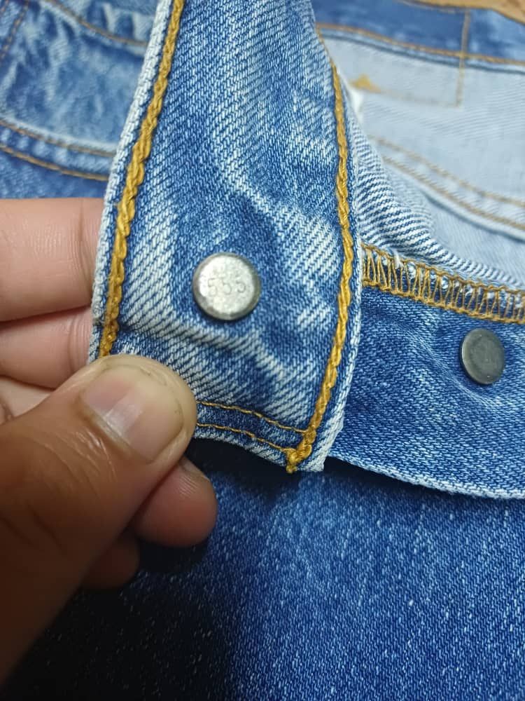 Levi's VINTAGE 80'S LEVIS BIG E SELVEDGE BUTTON 555 Size US 33 - 6 Thumbnail