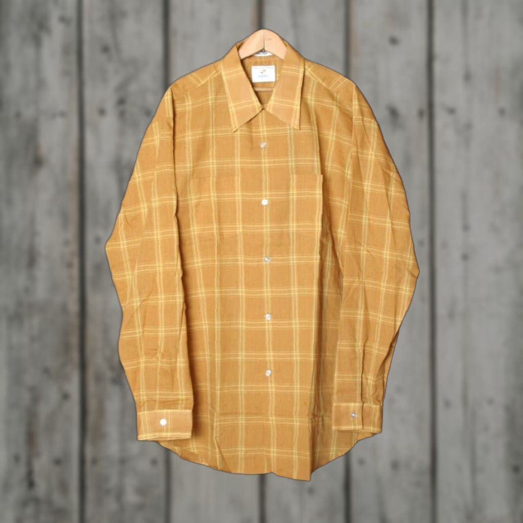 Van Heusen VINTAGE Van Heusen Shirt Yellow Plaid Button Front Big & Tall XLT 17-17.5 Mens Size US XL / EU 56 / 4 - 1 Thumbnail