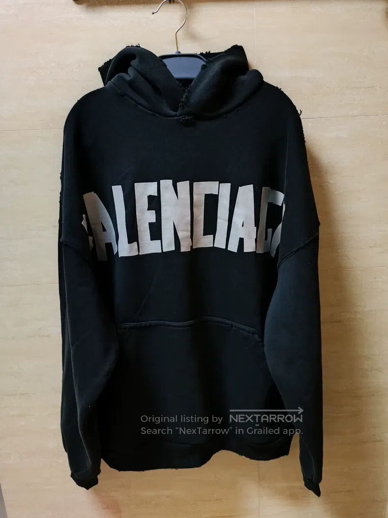 Balenciaga Balenciaga Tape Letter Logo Hooded Sweatshirt Size US S / EU 44-46 / 1 - 1 Thumbnail