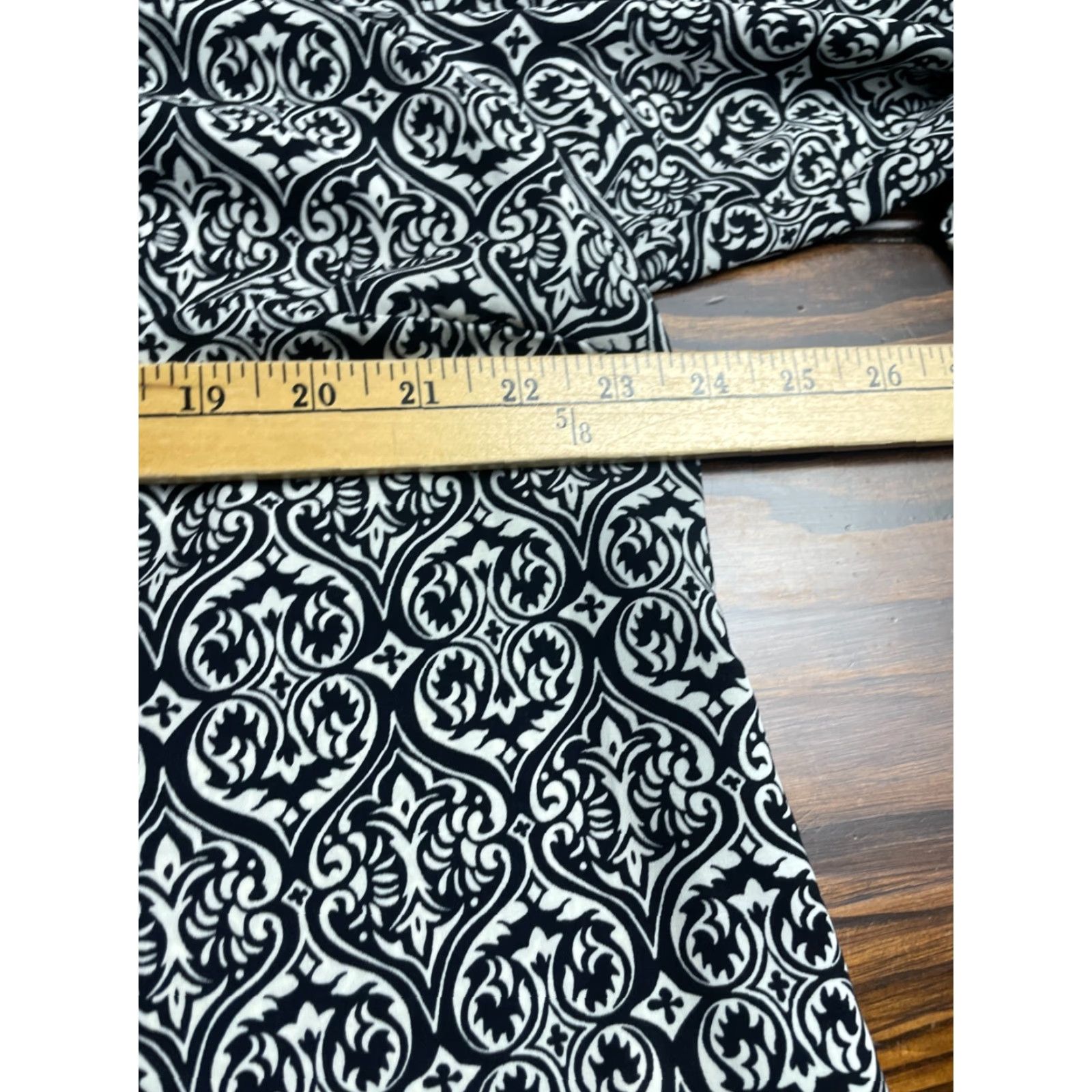Vintage Covington Shirt Women's 16-18w Black Cream Floral 3/4 Sleeve Button-Up Women Size XXL / US 16-18 / IT 52-54 - 7 Thumbnail