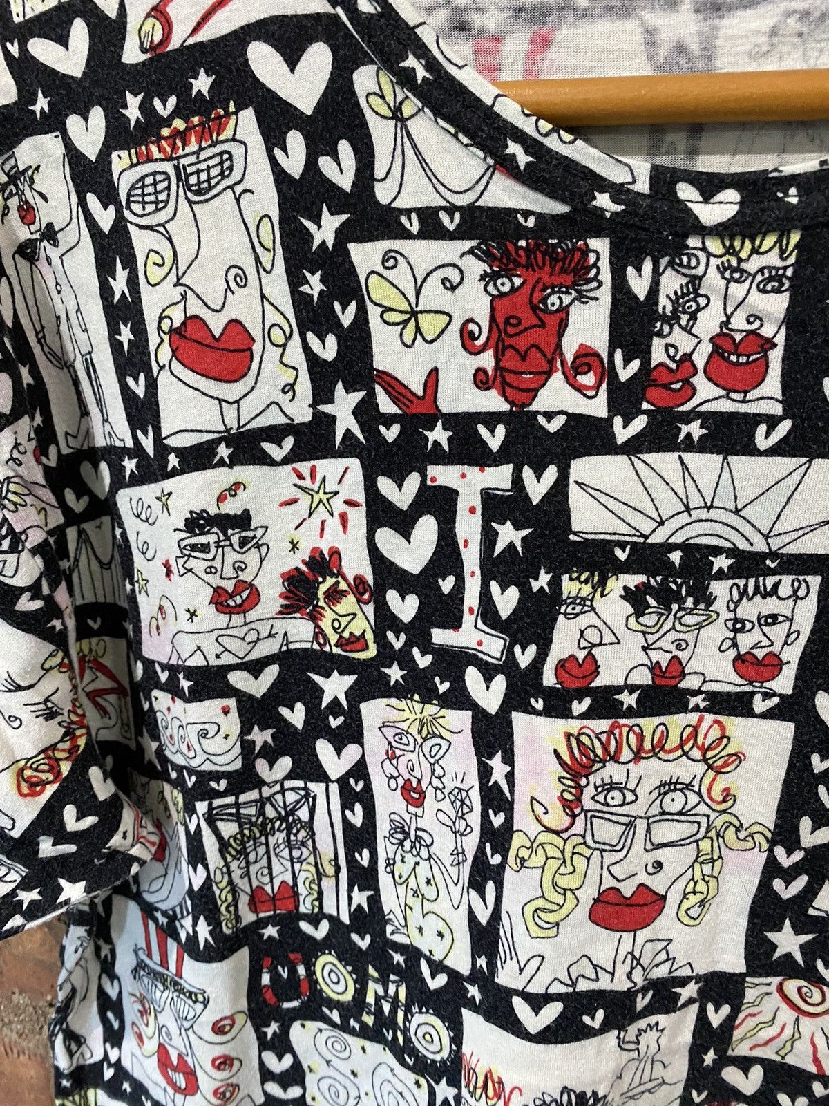 Yoshiyuki Konishi 🔥1990s Ficce True love story tee Size US M / EU 48-50 / 2 - 6 Thumbnail