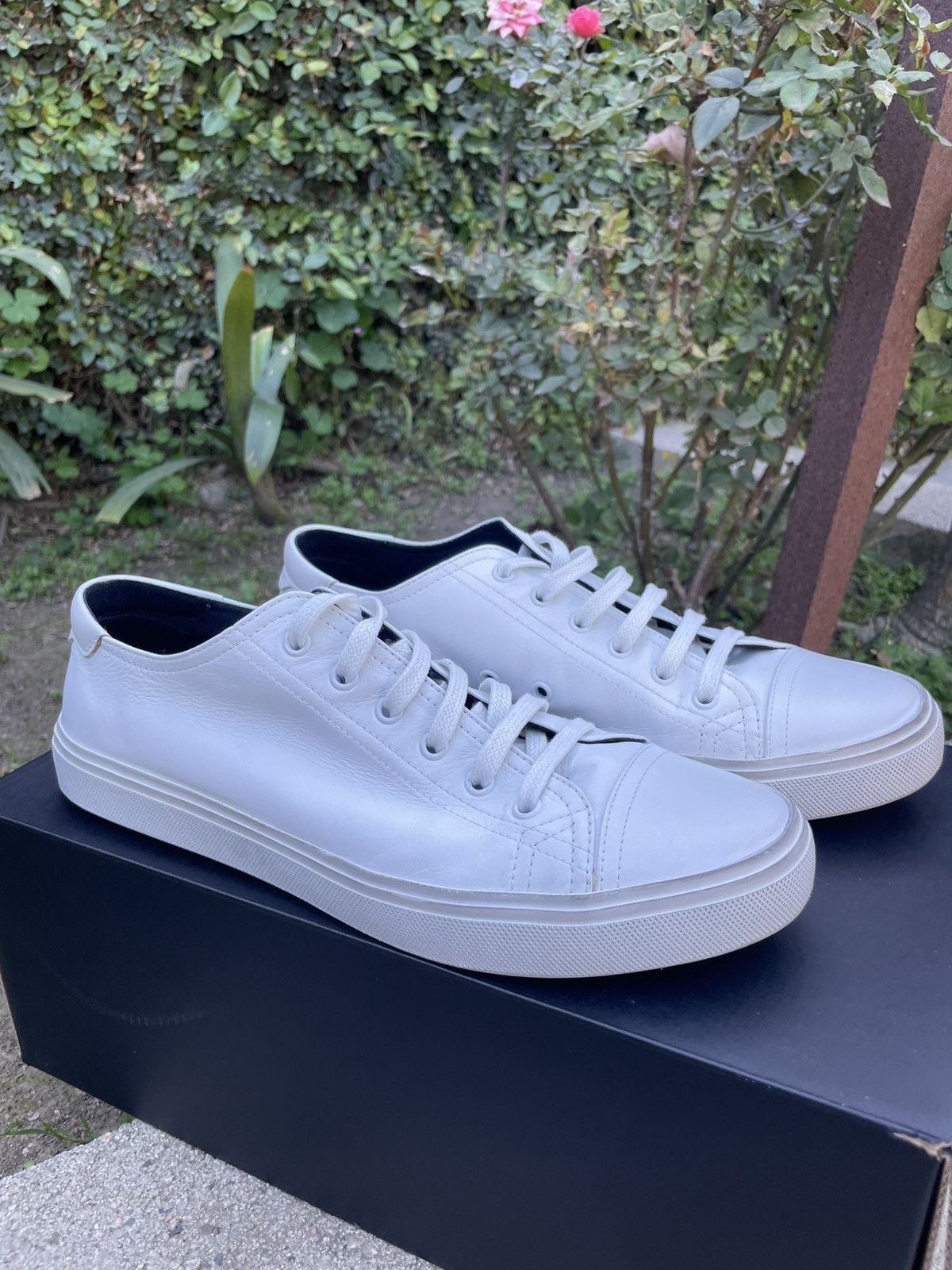 Saint Laurent Paris Saint Laurent Paris Bedford Low Top Leather Sneakers White Size US 8 / EU 41 - 7 Thumbnail
