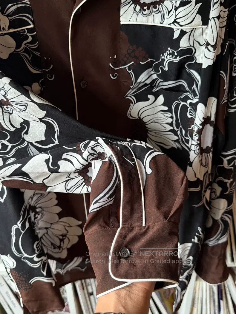 Valentino Valentino Garden-printed silk pajama-style shirt Size US M / EU 48-50 / 2 - 9 Thumbnail