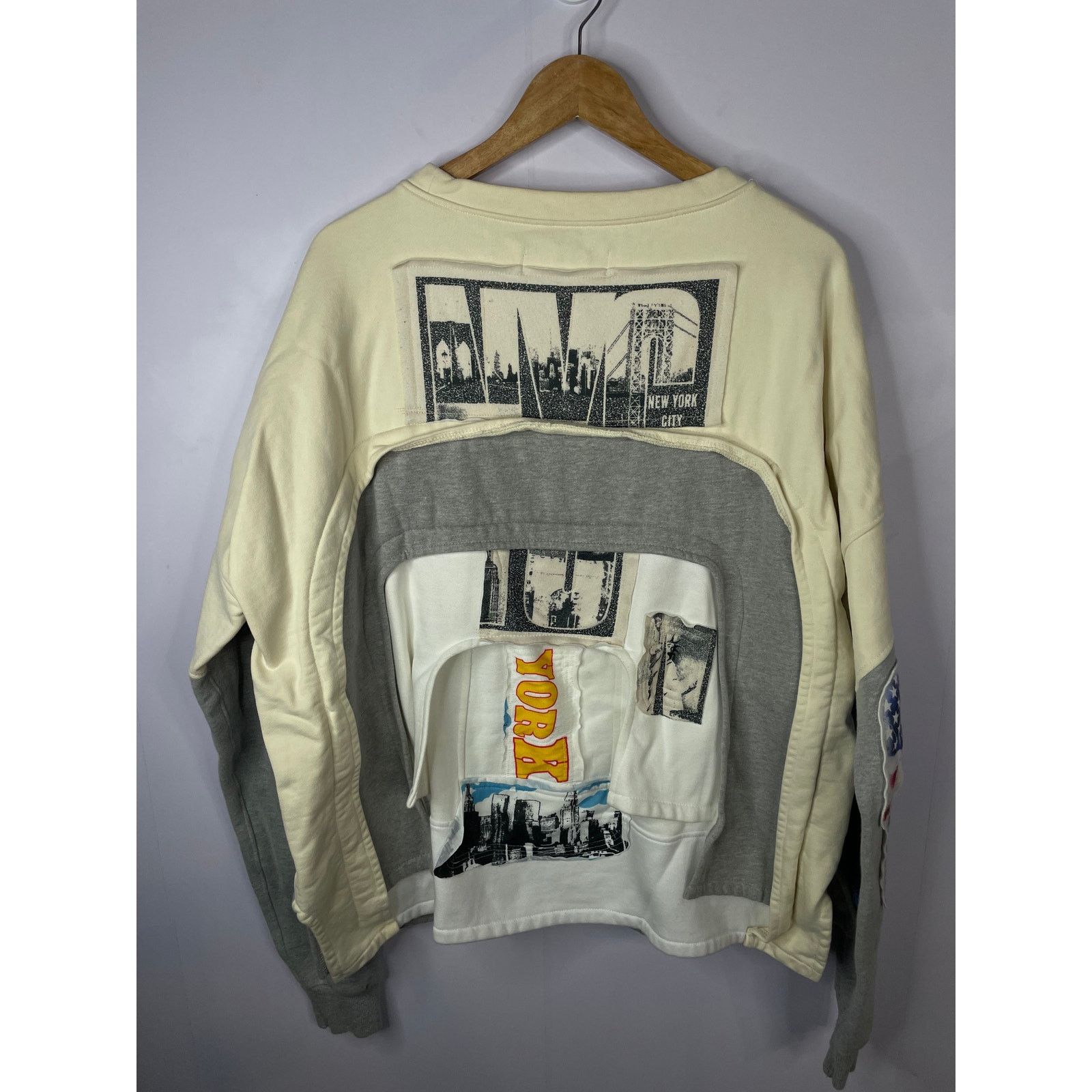 Who Decides War WDW Arched Collage Grey & Cream Crewneck Size L / US 10 / IT 46 - 2 Thumbnail