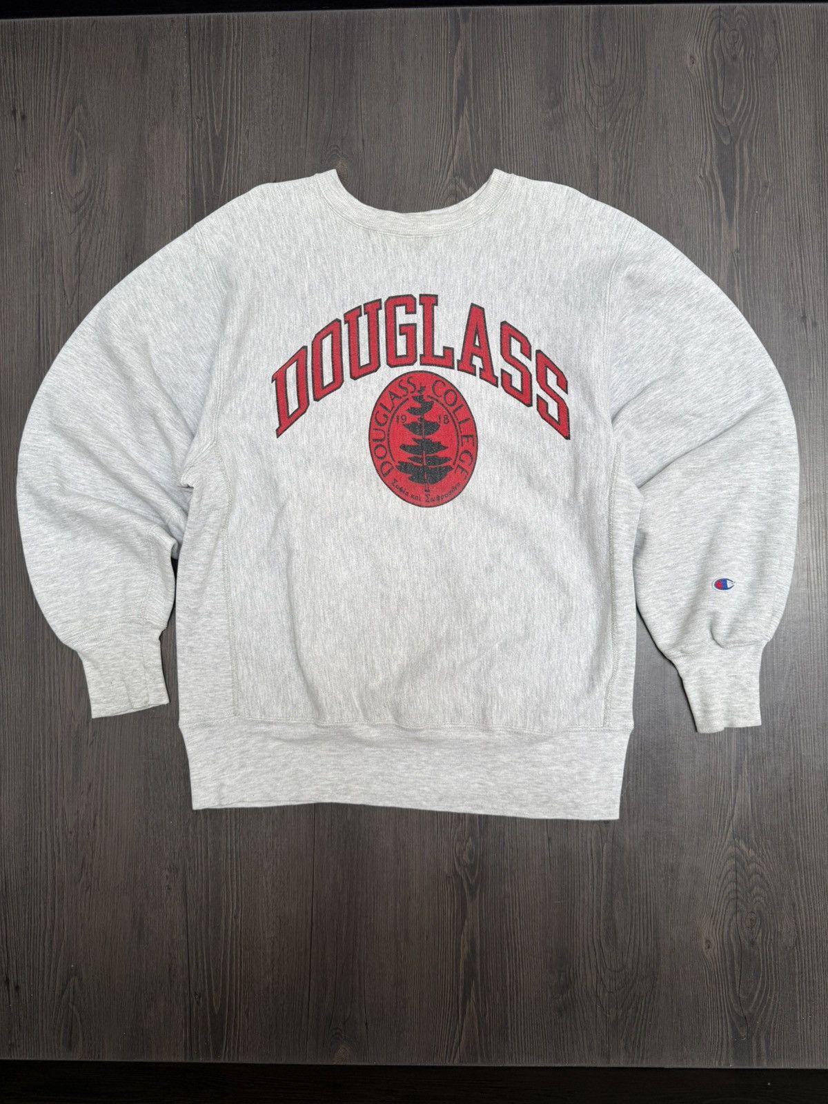 Champion Vintage Champion Reverse Weave Douglass College Sweatshirt Size US L / EU 52-54 / 3 - 1 Thumbnail