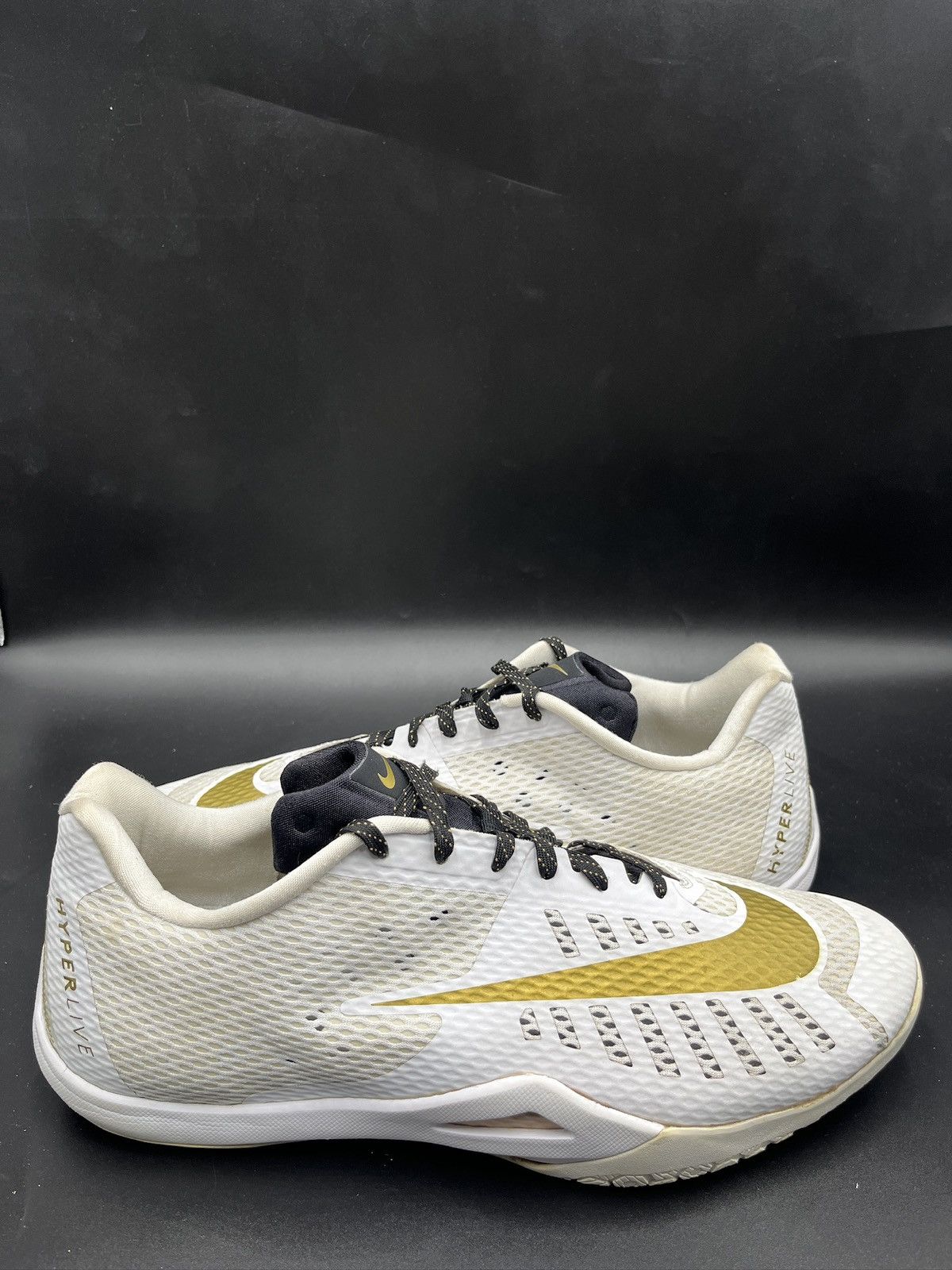 Nike Nike Hyperlive 2016 Finals PE Sample size 16 Promo Size US 15 / EU 48 - 2 Thumbnail