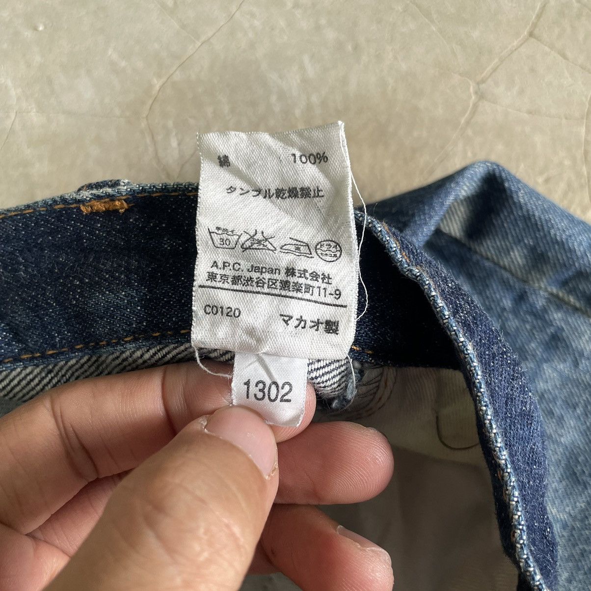 A.P.C. A.P.C. Selvedge Japan Raw Denim Indigo Distressed Jeans APC Size US 36 / EU 52 - 12 Thumbnail