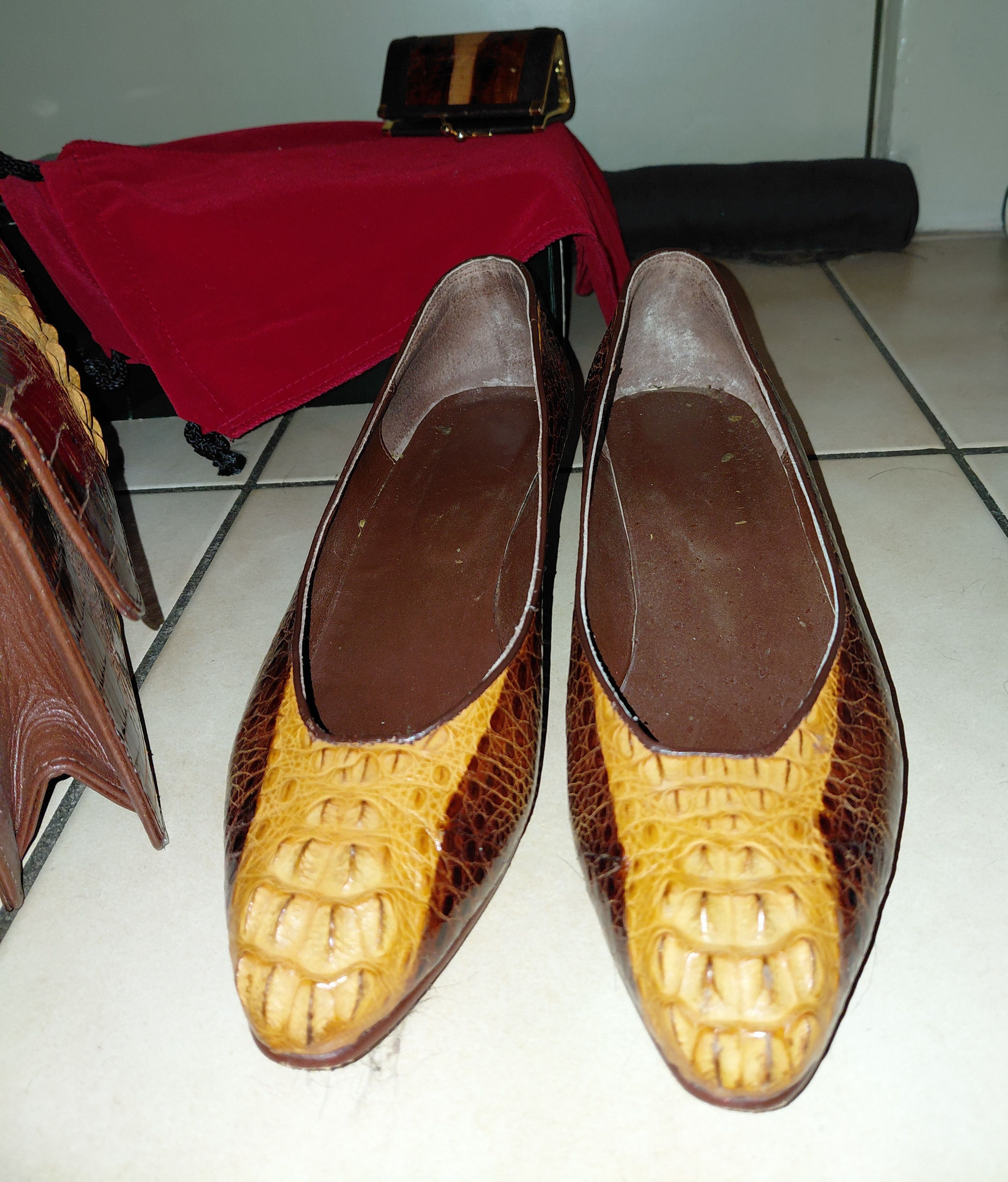 Diamond Leather Collection Real crocodile leather purse, with wallet and shoes Size ONE SIZE - 3 Thumbnail