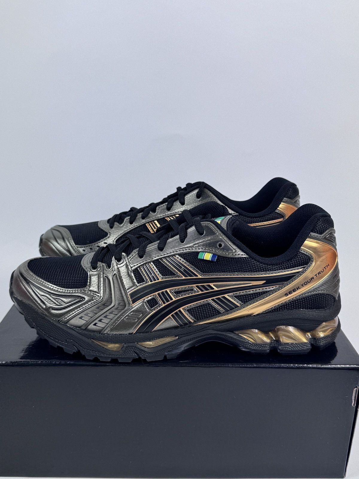 Asics x SENNA LOTUS GEL KAYANO 14 SNEAKERS Size US 11 / EU 44 - 2 Thumbnail