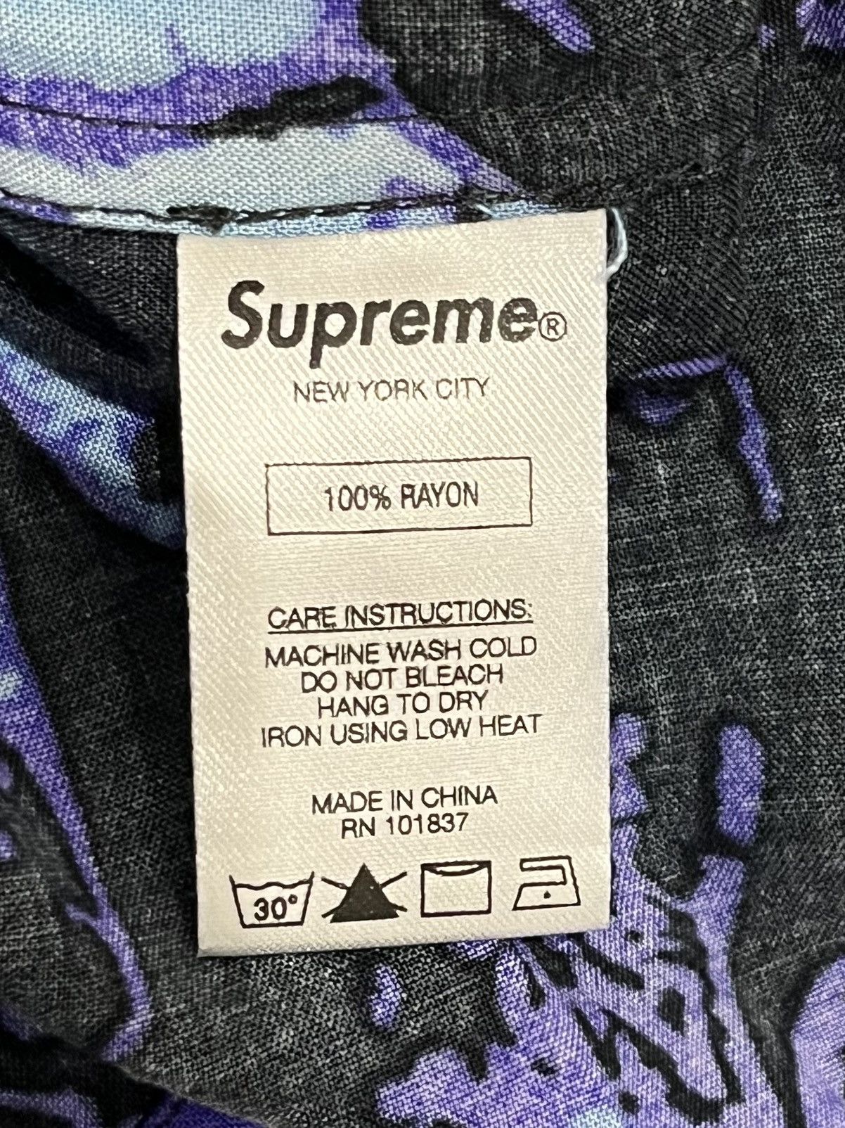 Supreme Supreme Rayon Shirt Size US M / EU 48-50 / 2 - 7 Thumbnail