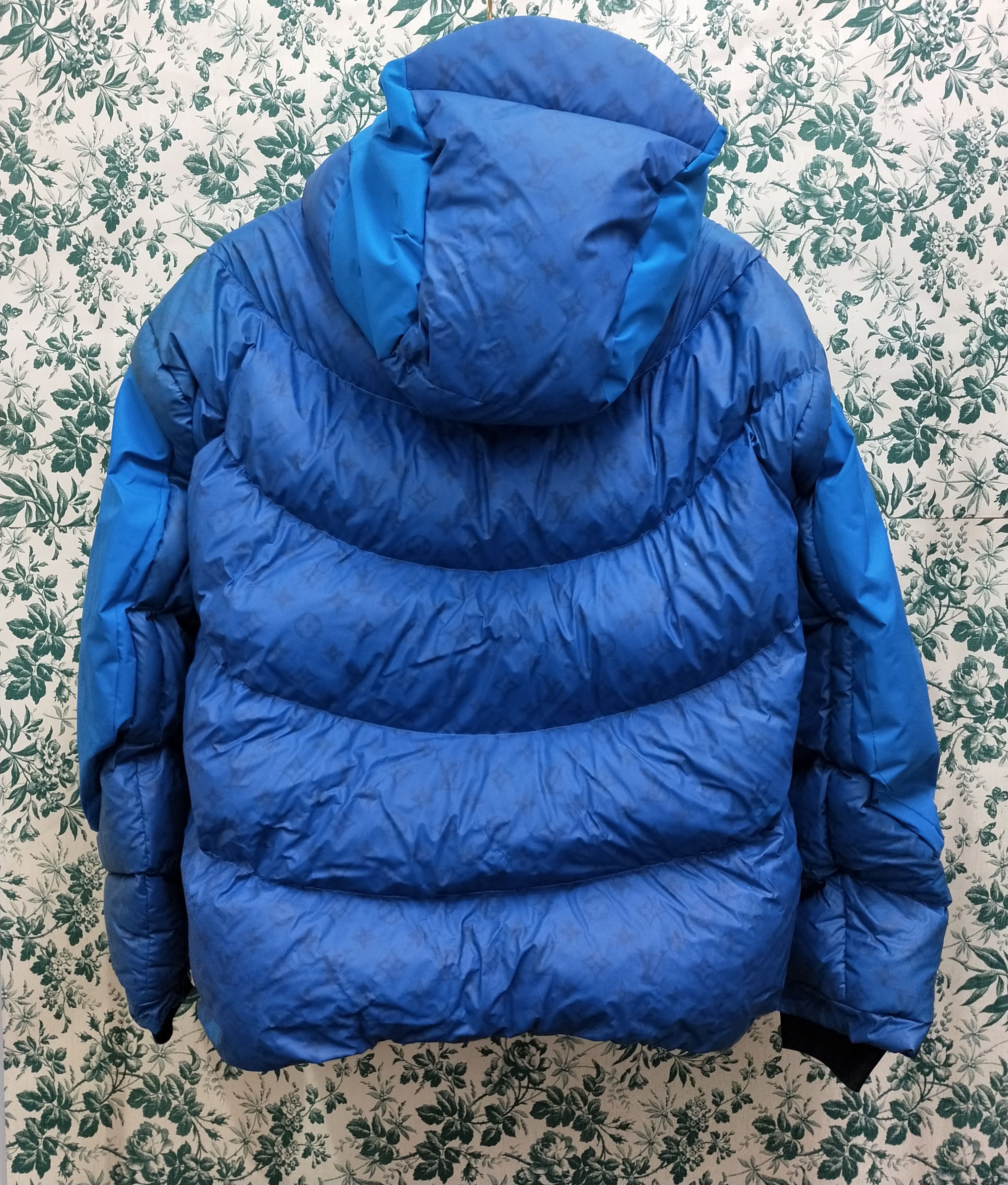 Louis Vuitton 2054 Heat Reactive Puffer Jacket Size US M / EU 48-50 / 2 - 2 Thumbnail