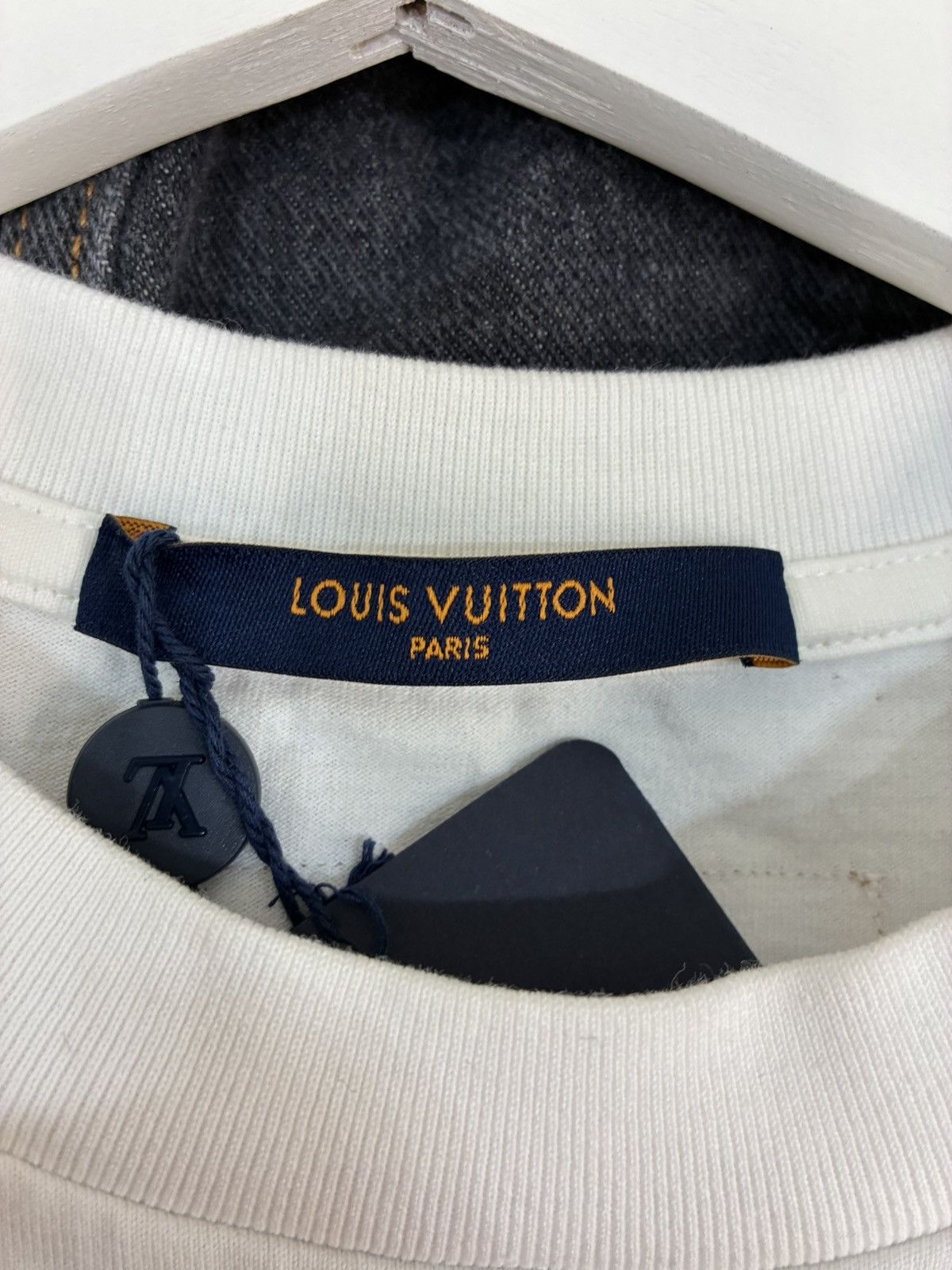 Louis Vuitton Louis Vuitton Graphic Tee SS20 Size US S / EU 44-46 / 1 - 4 Thumbnail