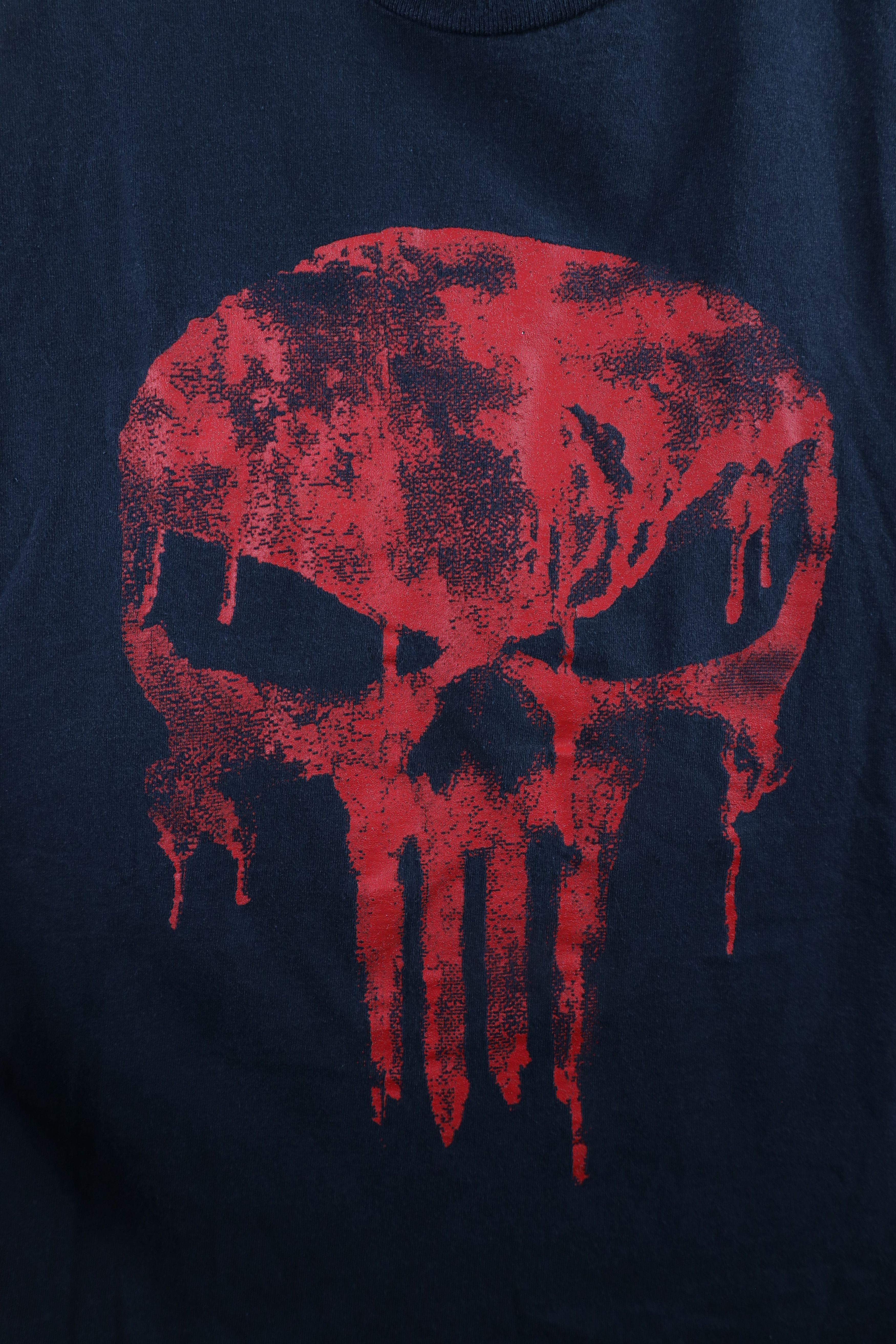 Vintage Vintage Y2K Marvel Comics Punisher Bleeding Skull T-Shirt Size US L / EU 52-54 / 3 - 4 Thumbnail