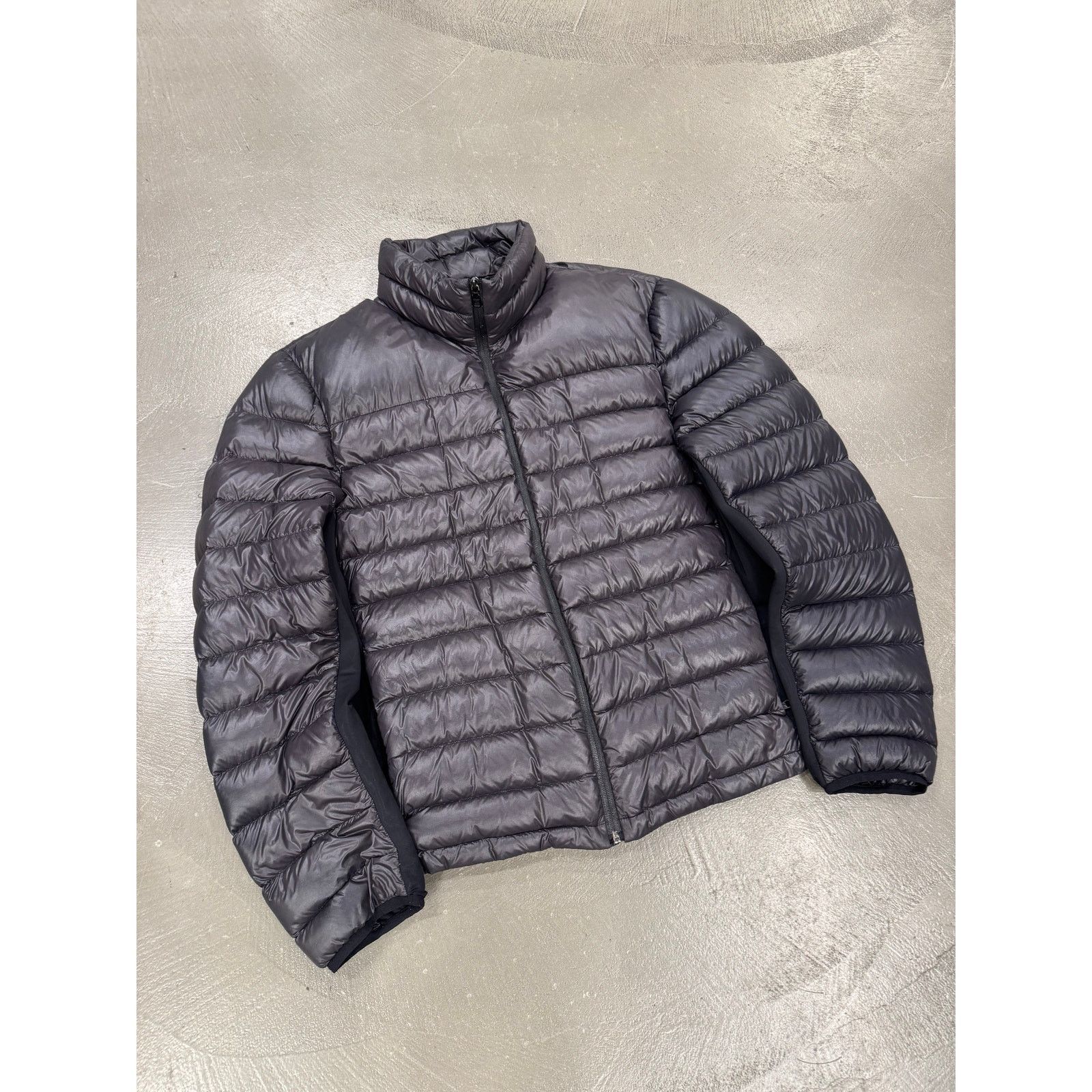 Prada 2011 Prada nylon puffer jacket Size US XL / EU 56 / 4 - 2 Thumbnail