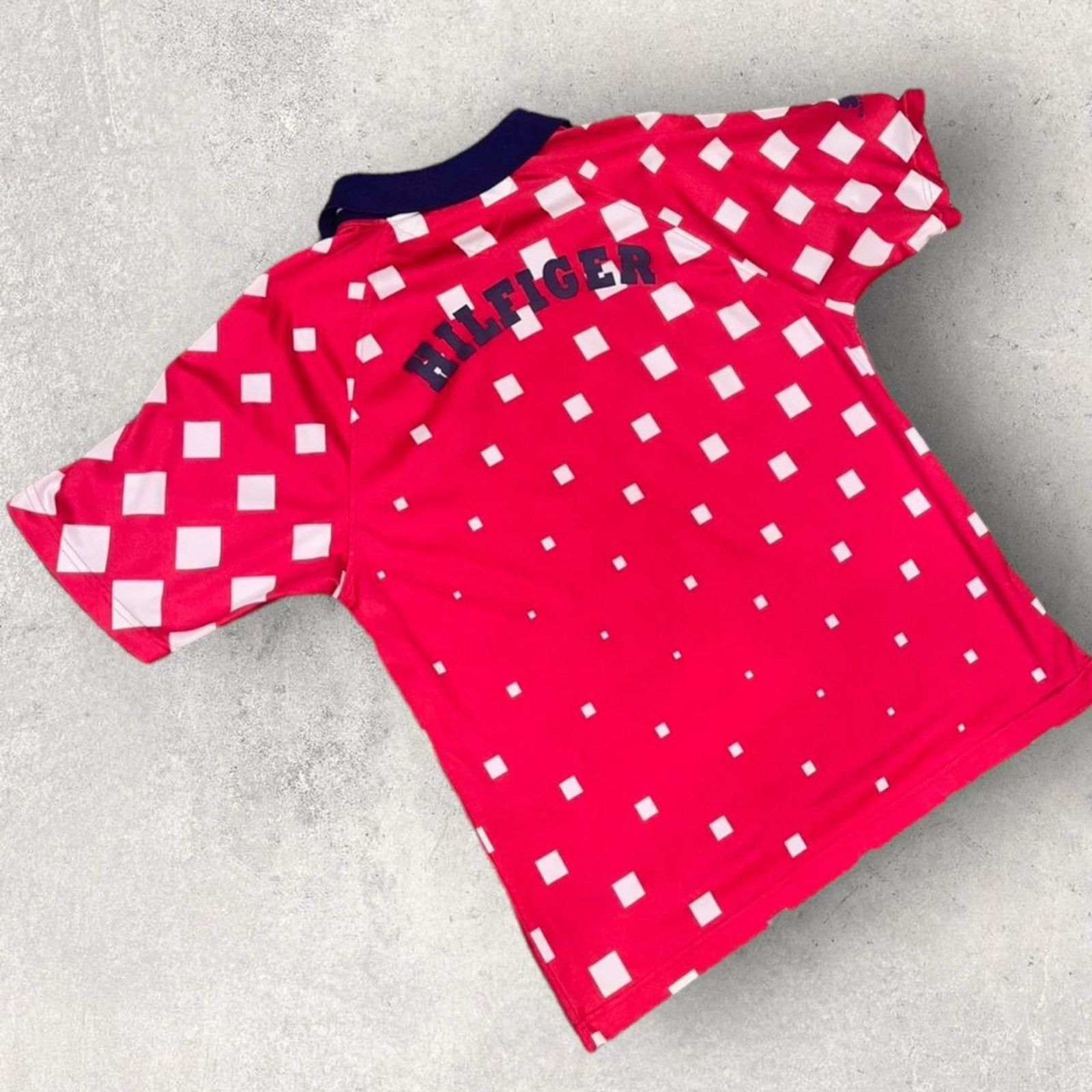 Tommy Hilfiger Vintage Tommy Hilfiger Polo Size US L / EU 52-54 / 3 - 5 Thumbnail