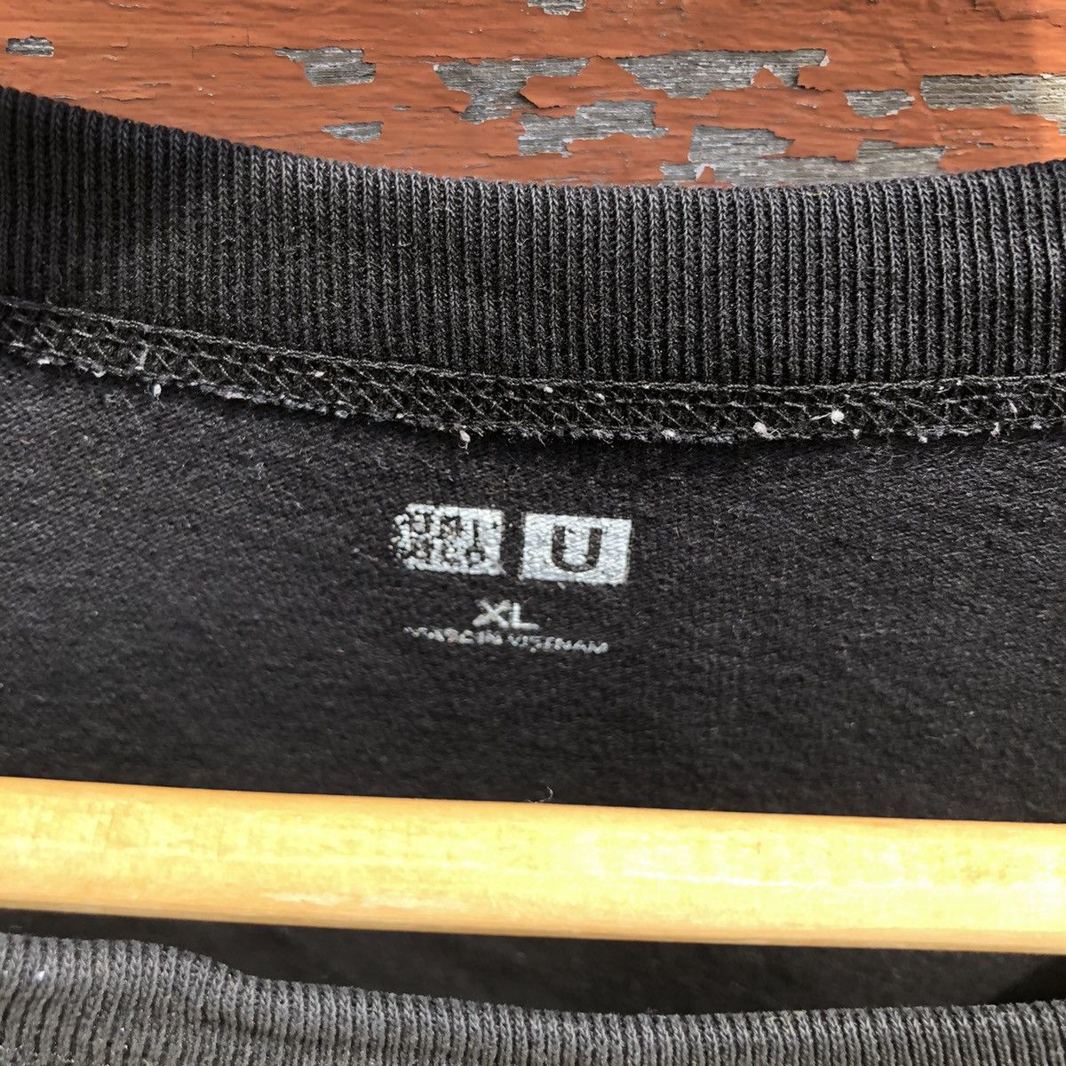 Uniqlo 🔥Steals🔥 Sunfaded Uniqlo x Lemaire Tshirt Size US XL / EU 56 / 4 - 6 Thumbnail