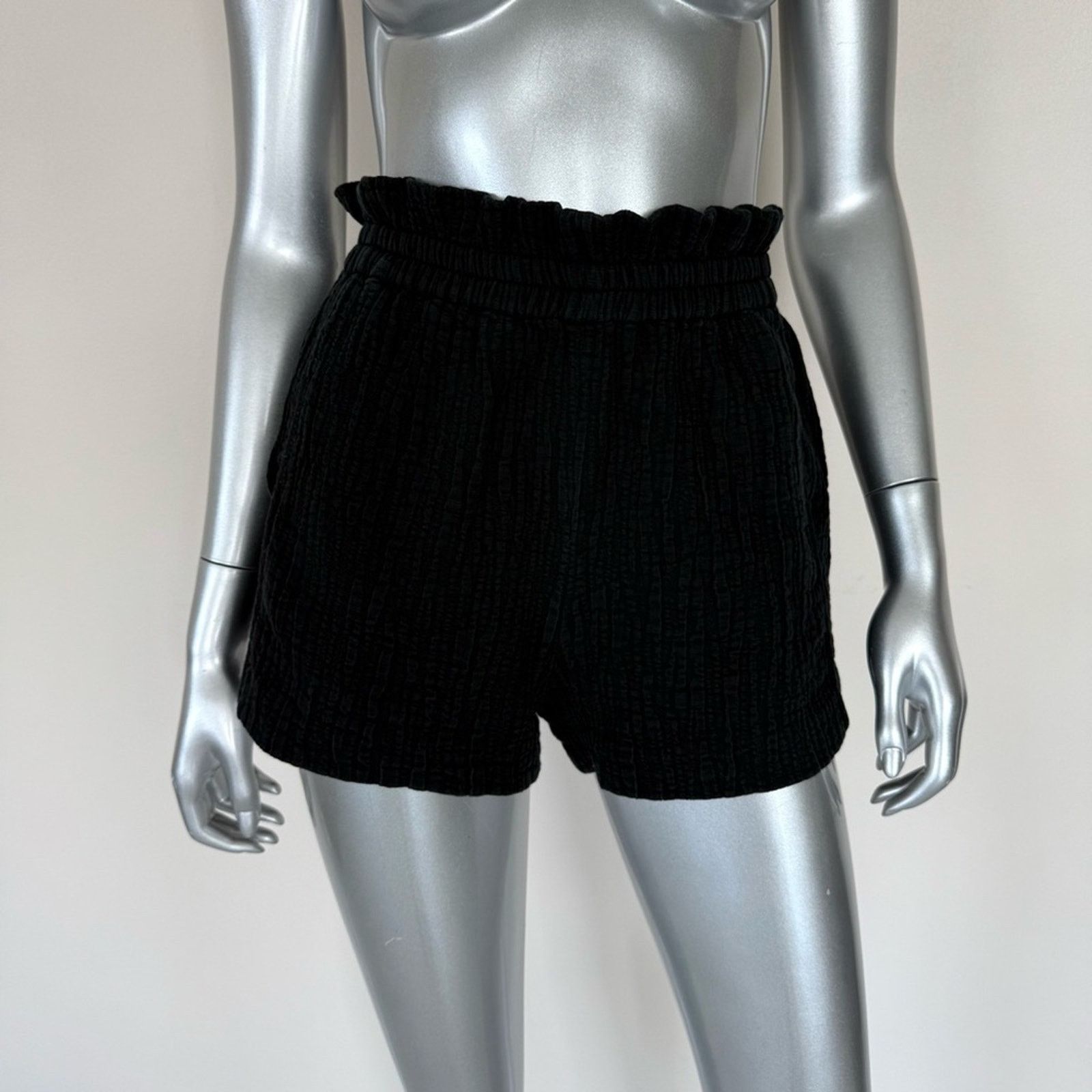 IRO women linen black shorts size 36 FR or 6 US