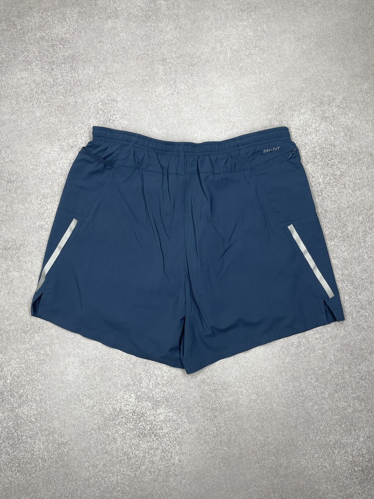 Nike Mens Nike Running 2 in 1 Shorts Leggings Drill Y2K ACG TN Size US 32 / EU 48 - 9 Thumbnail