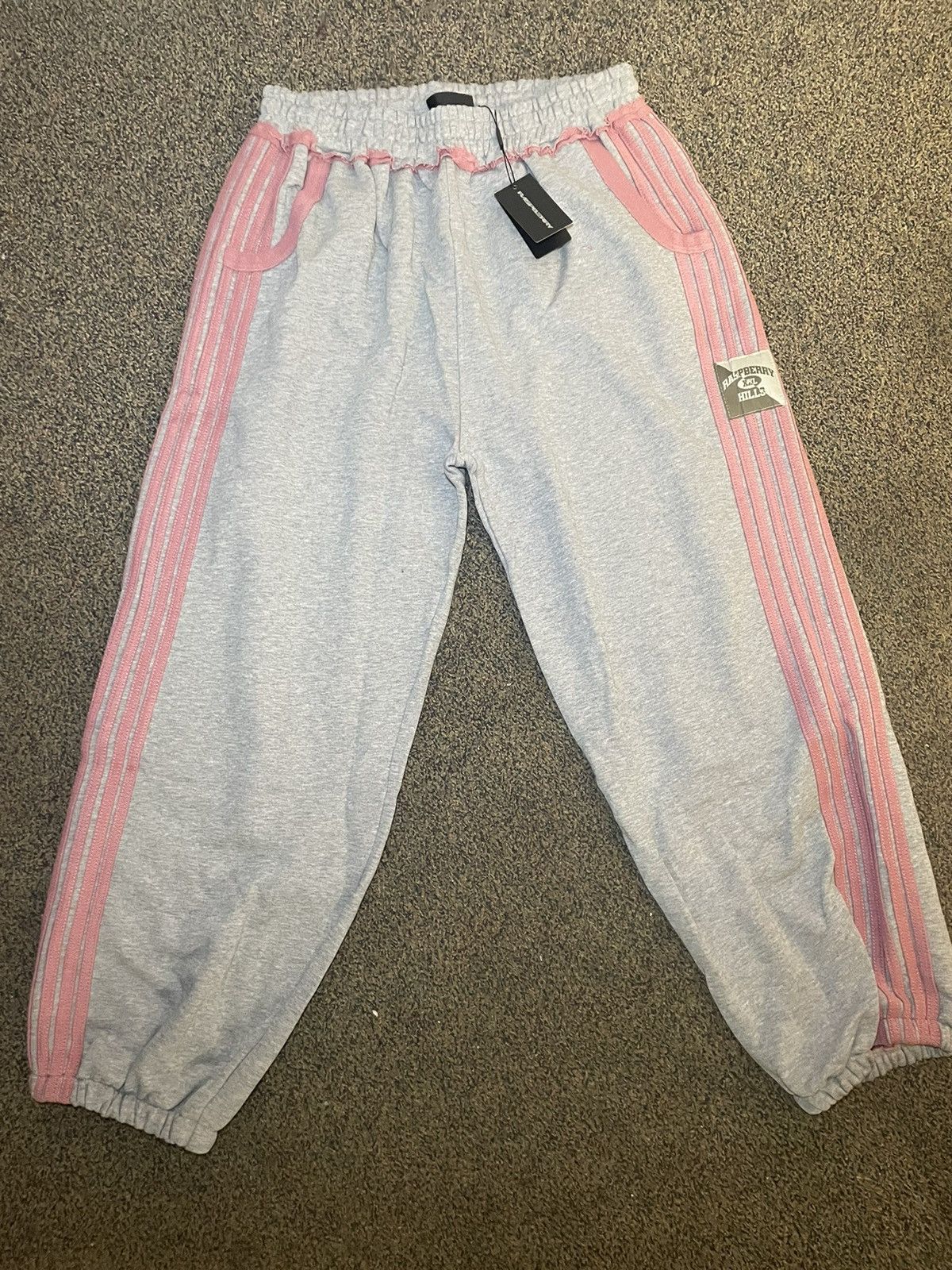 The GV Gallery Gv Gallery Raspberry Hills Aunt Cathy Sweatpants Size US 36 / EU 52 - 2 Thumbnail