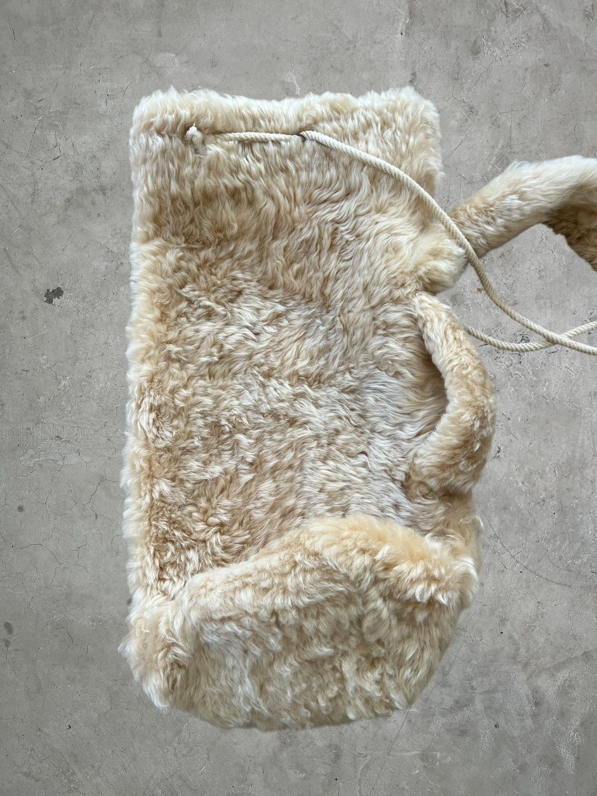 ERL RARE ERL Sherling Fur Oversized Bag Size ONE SIZE - 2 Thumbnail