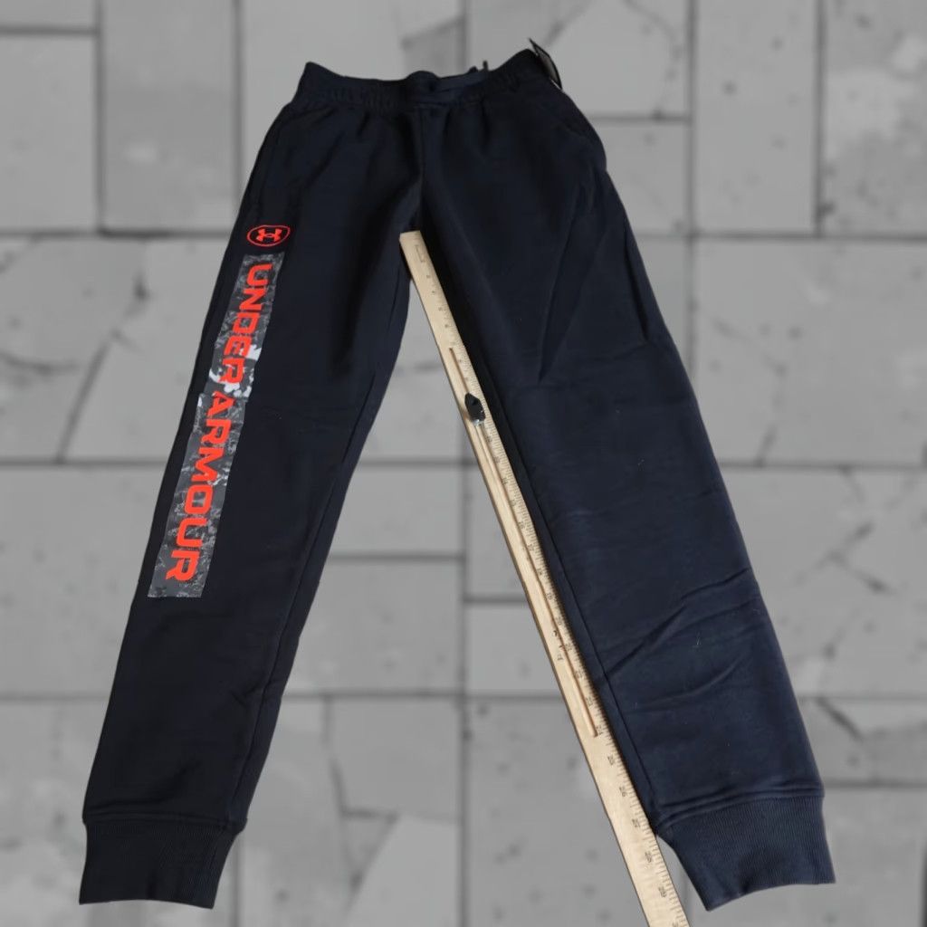 Under Armour Under Armour Mens Pants S Black Rival Joggers Spellout NEW Size US 29 - 1 Thumbnail