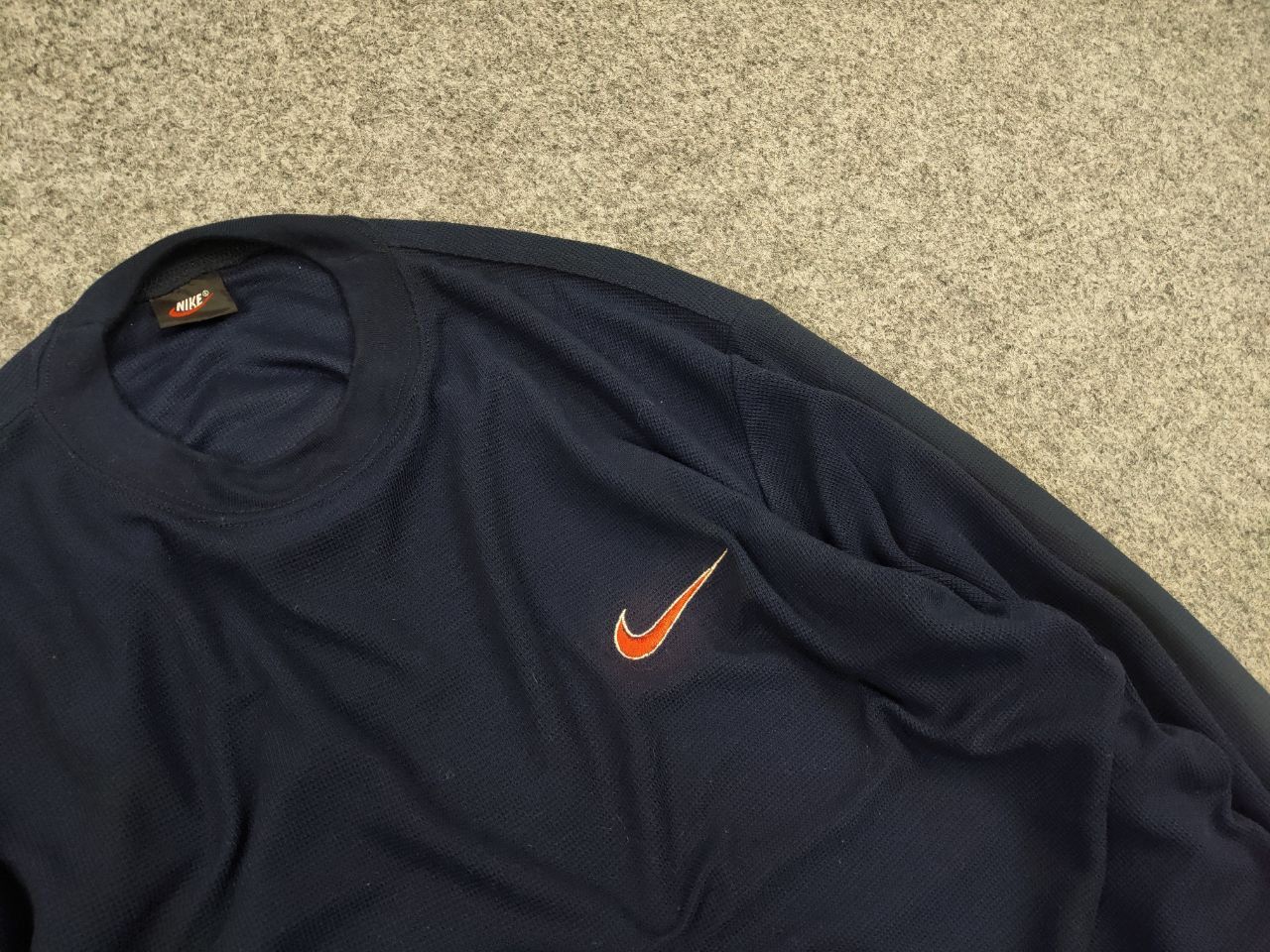 Nike Vintage 90's Nike Logo Navy blue Long sleeve Sweatshirt Size US M / EU 48-50 / 2 - 7 Thumbnail