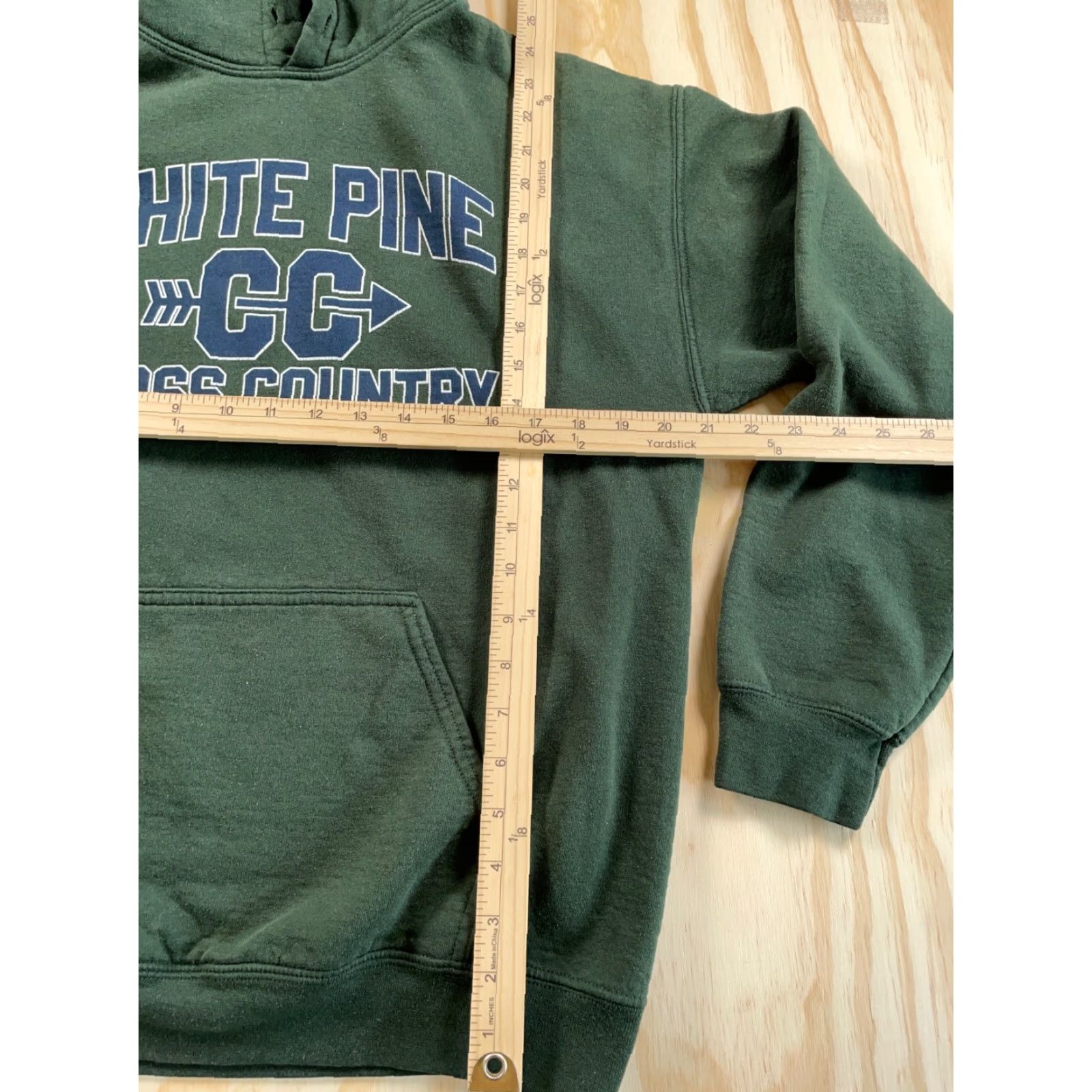 Vintage VINTAGE White Pine Cross Country Hoodie Adult Medium Dark Green Graphic Sweatshirt 90s Mens Size US M / EU 48-50 / 2 - 6 Thumbnail