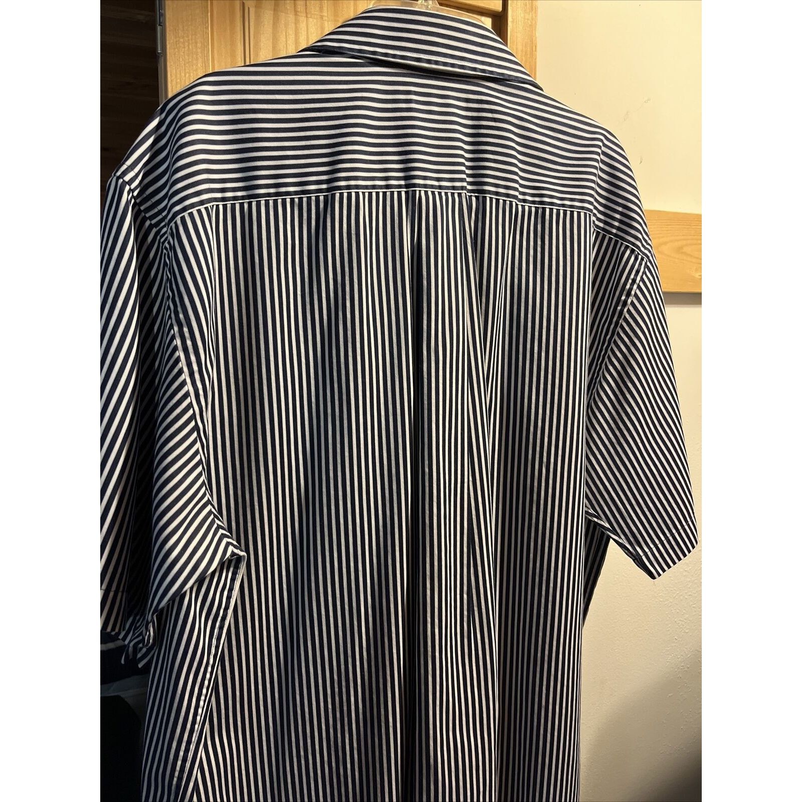 Daniel Cremieux Daniel Cremieux Men's L Blue Stripe SS Egyptian Cotton Shirt Size US L / EU 52-54 / 3 - 9 Thumbnail