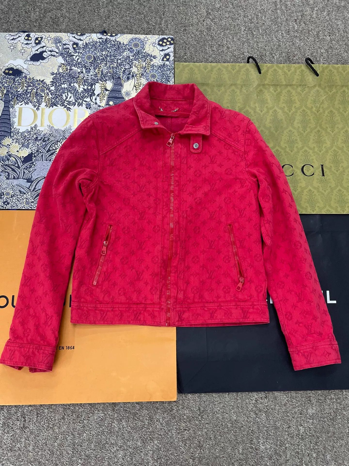 Louis Vuitton LV Red Monogram Denim Jacket Size US S / EU 44-46 / 1 - 1 Thumbnail
