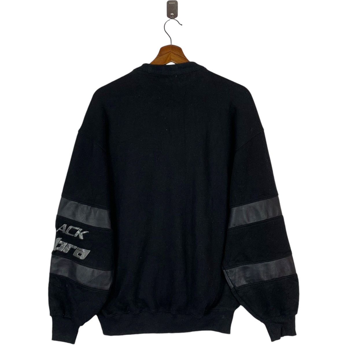 Vintage VINTAGE BLACK COBRA CREWNECK BIG LOGO JUMPERS Size US L / EU 52-54 / 3 - 7 Thumbnail