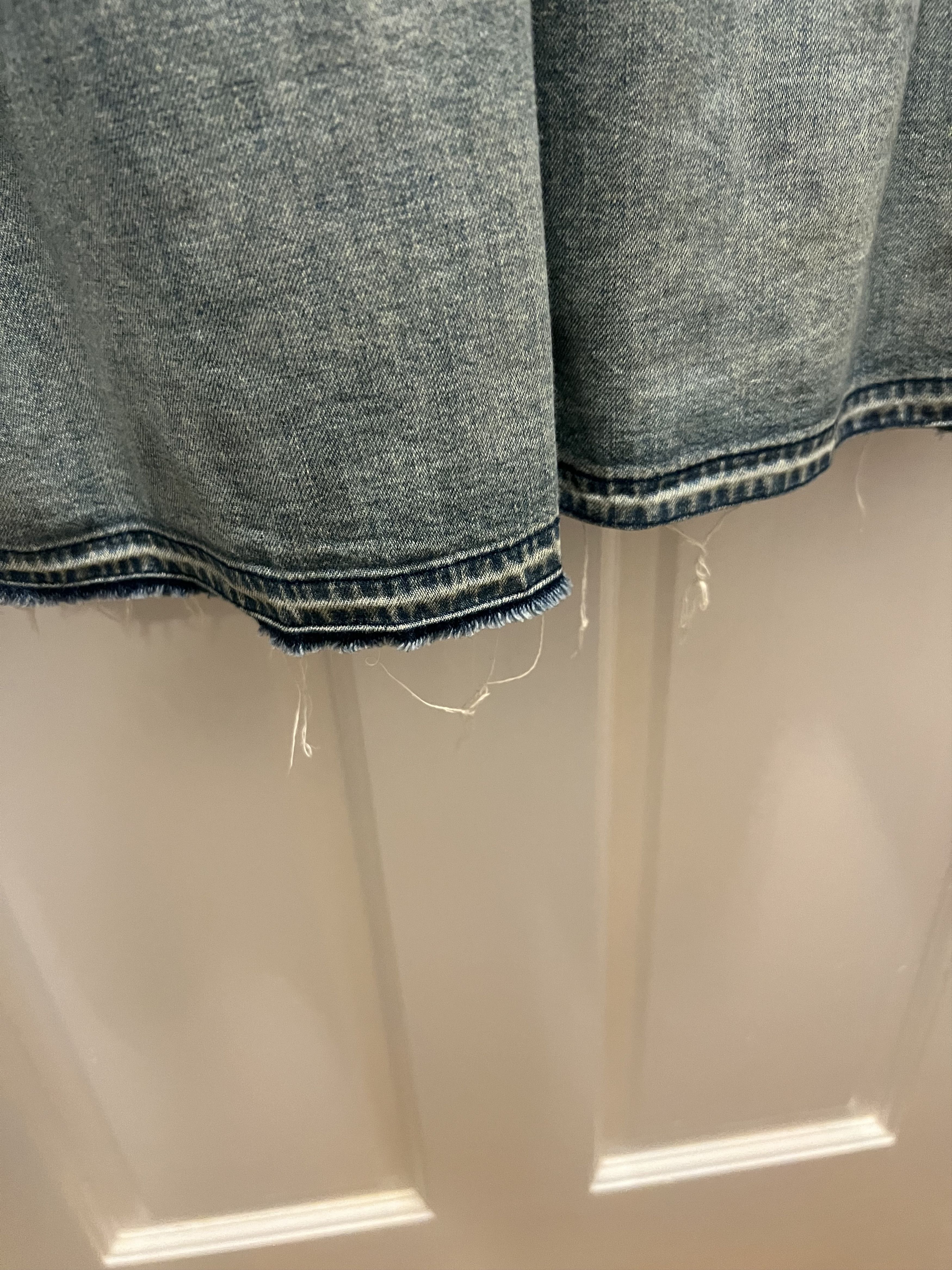Sacai $1110 Embroidered Reworked Western Denim Shirt Size US L / EU 52-54 / 3 - 10 Thumbnail