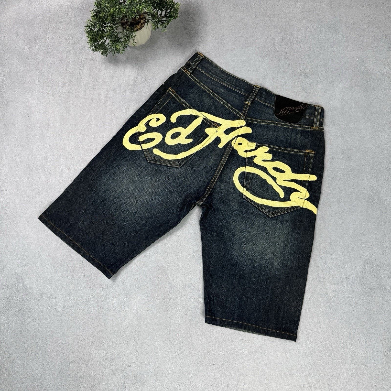 Ed Hardy Ed Hardy Big Logo Men Shorts Denim Jeans Y2K Size 31 Size US 31 - 1 Thumbnail