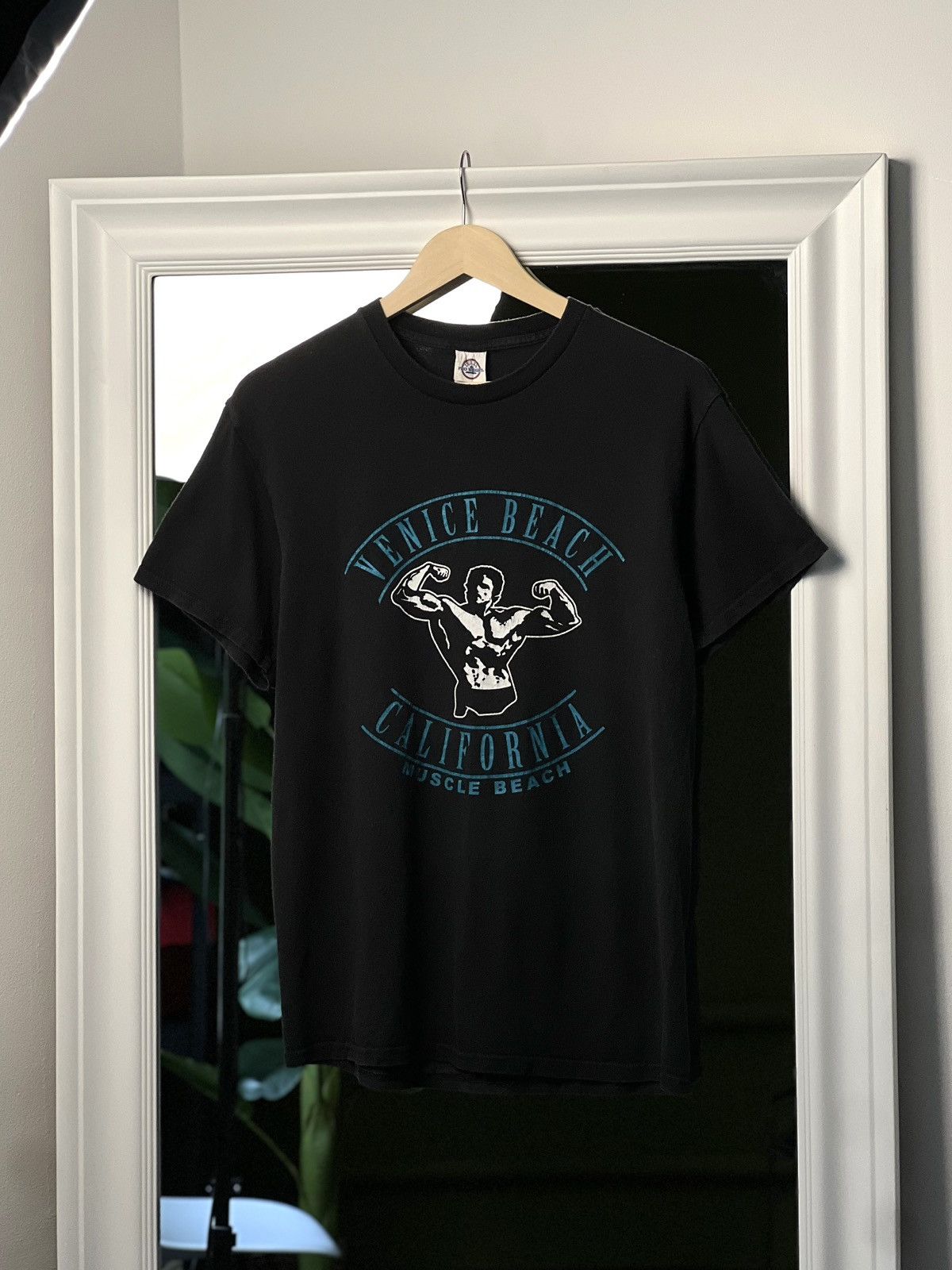Vintage Venice Beach California Muscle Beach Tee Y2K M Rare Vintage Size US M / EU 48-50 / 2 - 2 Thumbnail