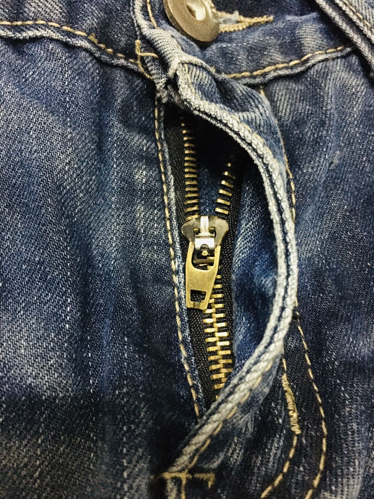 Japanese Brand Let’star Distressed Jeans (15) Size US 31 - 9 Thumbnail