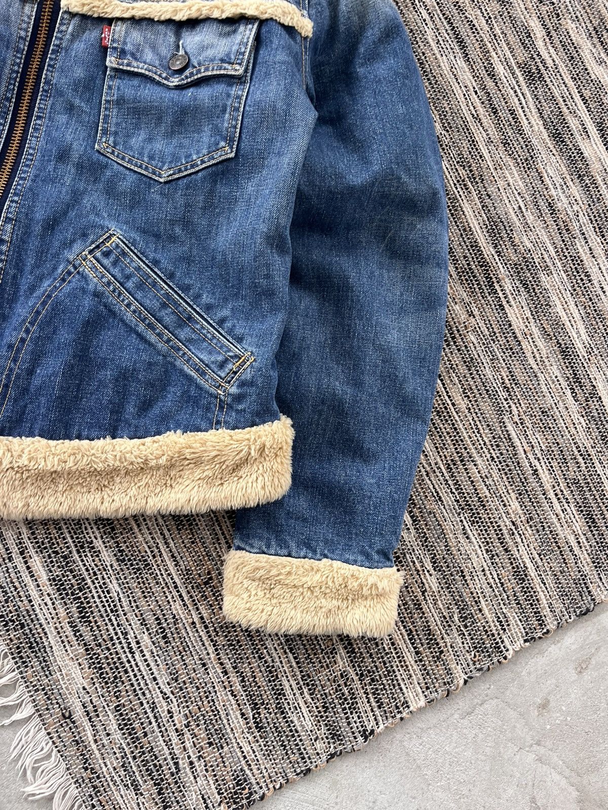 Levi's Vintage Levis Washed Denim Sherpa Bomber Jacket Avantgarde Size L / US 10 / IT 46 - 7 Thumbnail