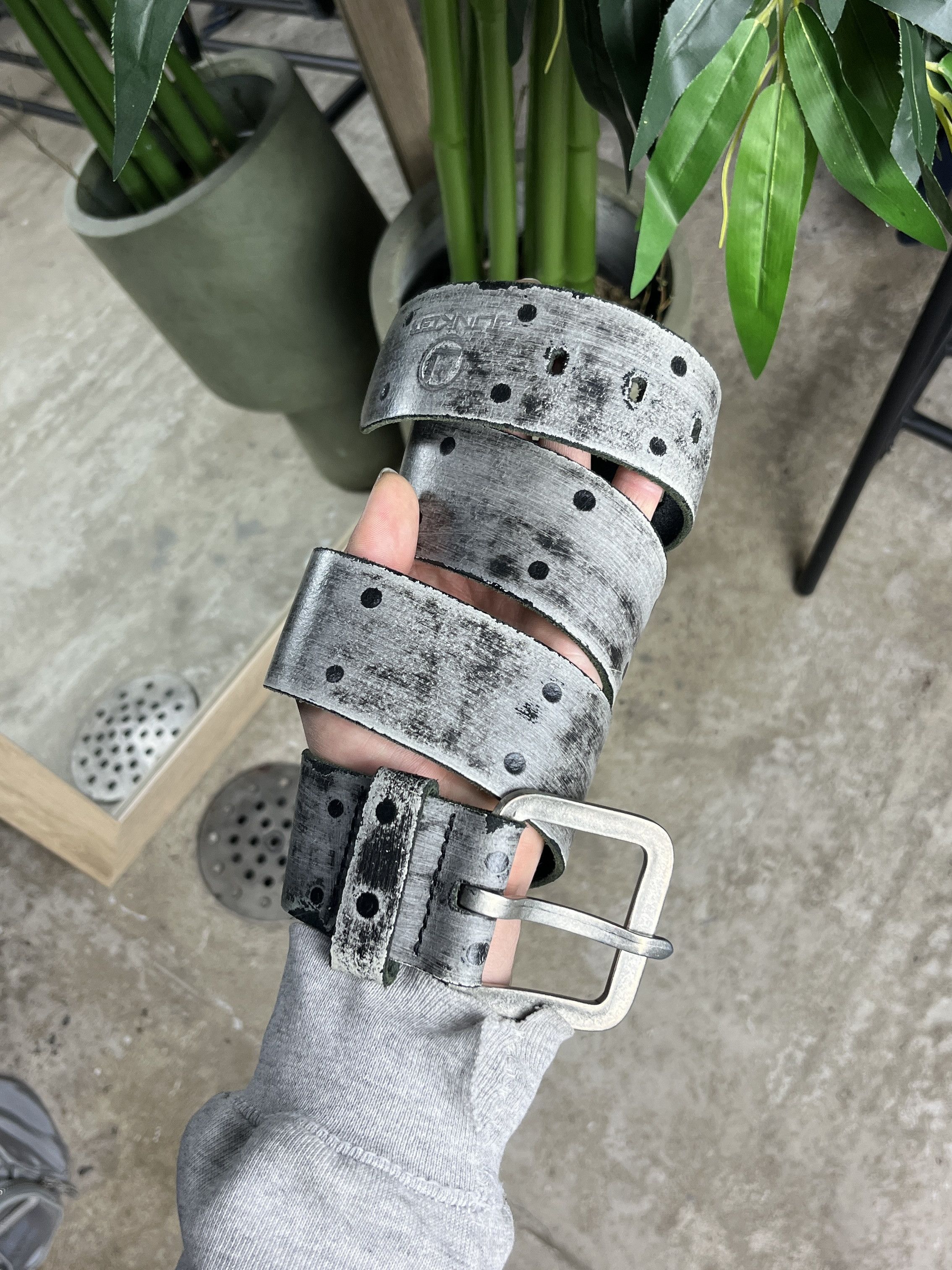 Other GREY PERFORATED LEATHER BELT - № 4522 Size ONE SIZE - 2 Thumbnail