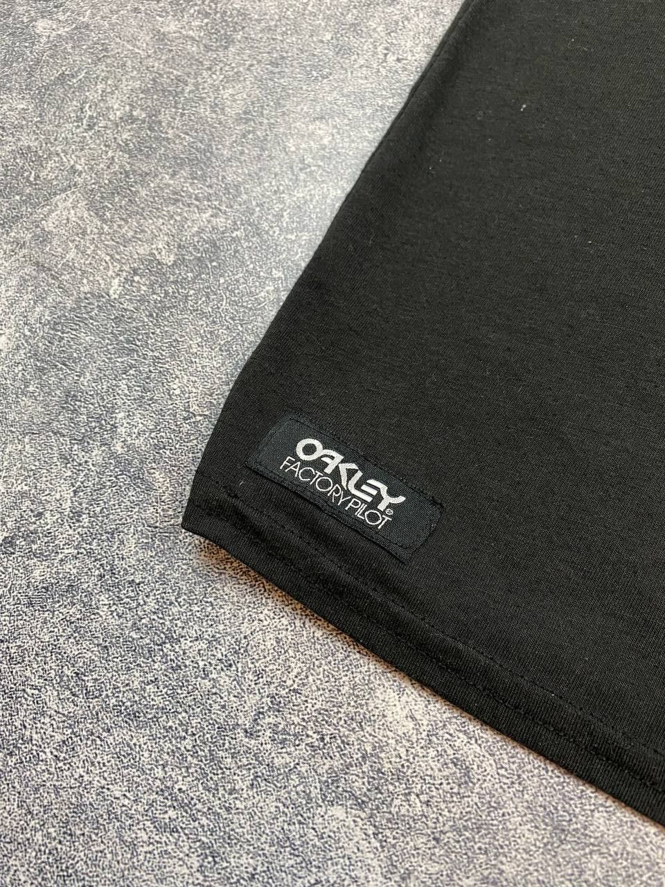 Oakley × Vintage Vintage 00s Oakley Tank Top Size US M / EU 48-50 / 2 - 6 Thumbnail