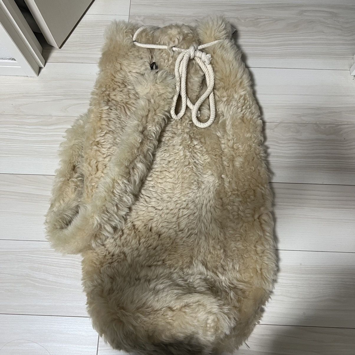 ERL erl Shearling Sling Backpack Size ONE SIZE - 1 Thumbnail