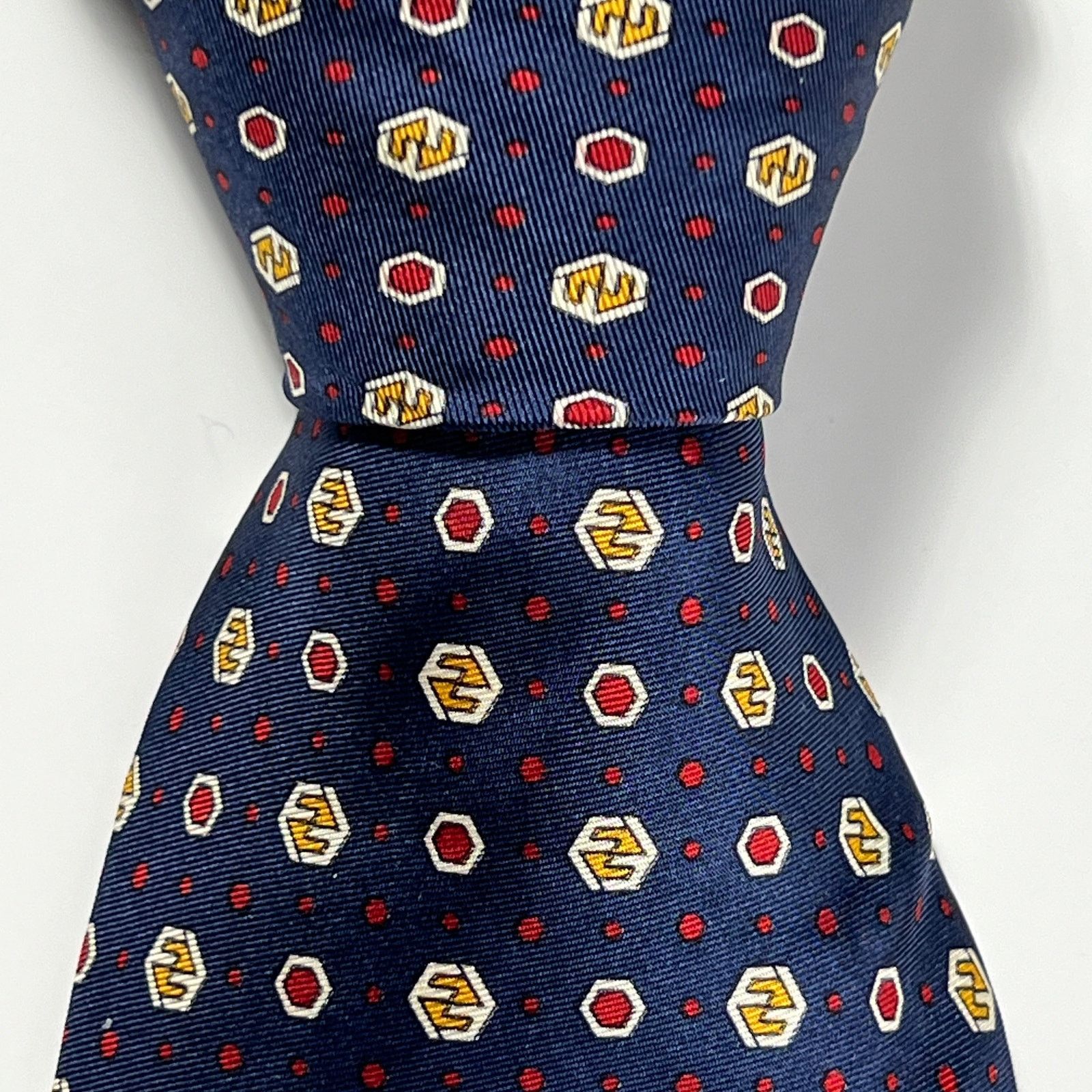 Fendi Fendi Men Made In Italy Tie Blue Red White 100% Silk Necktie Size ONE SIZE - 4 Thumbnail