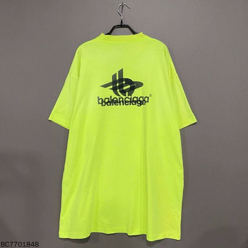 Balenciaga Balenciaga Yellow Overlap Short Sleeve Size US L / EU 52-54 / 3 - 2 Thumbnail