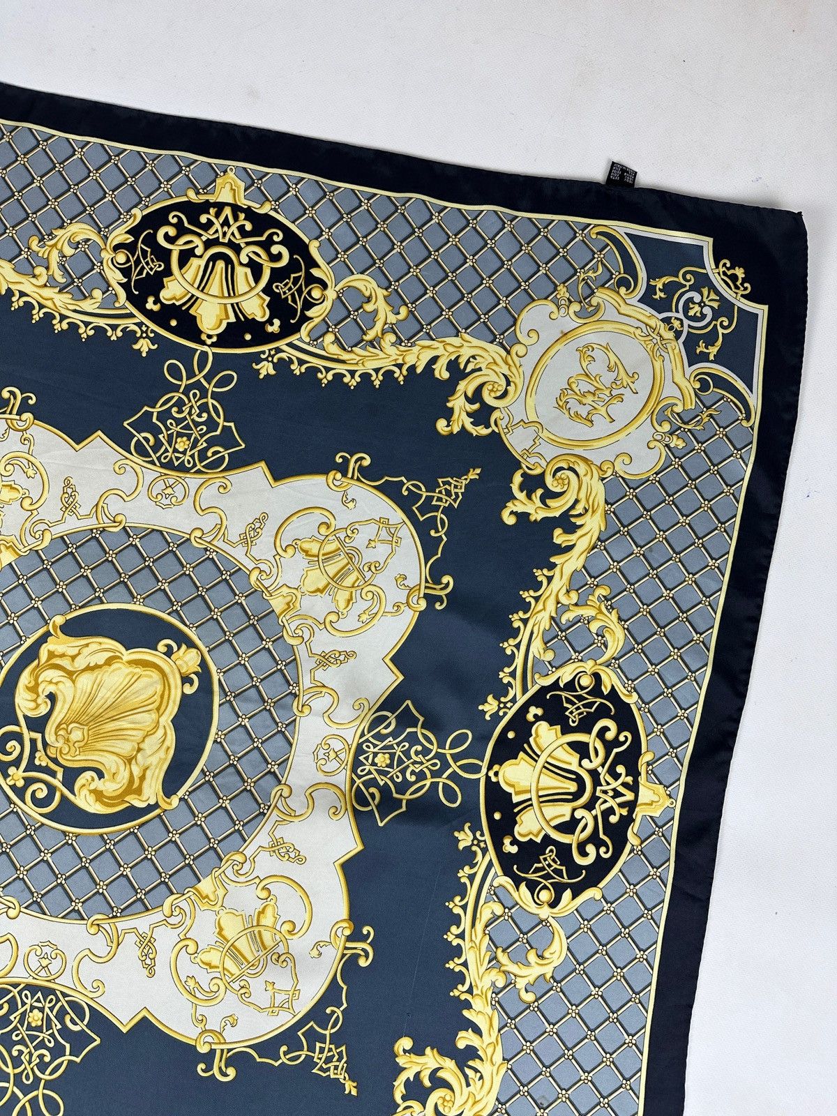 Pierre Balmain Vintage Pierre Balmain Paris Silk Scarf Size ONE SIZE - 6 Thumbnail