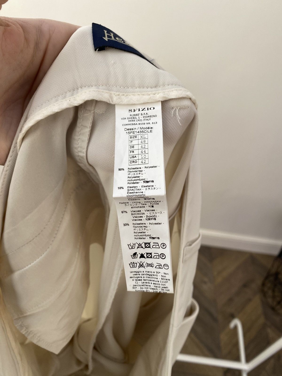 Herno Vintage Herno Beige Tailored Trousers Elegant Pants Size US 34 / EU 50 - 13 Thumbnail