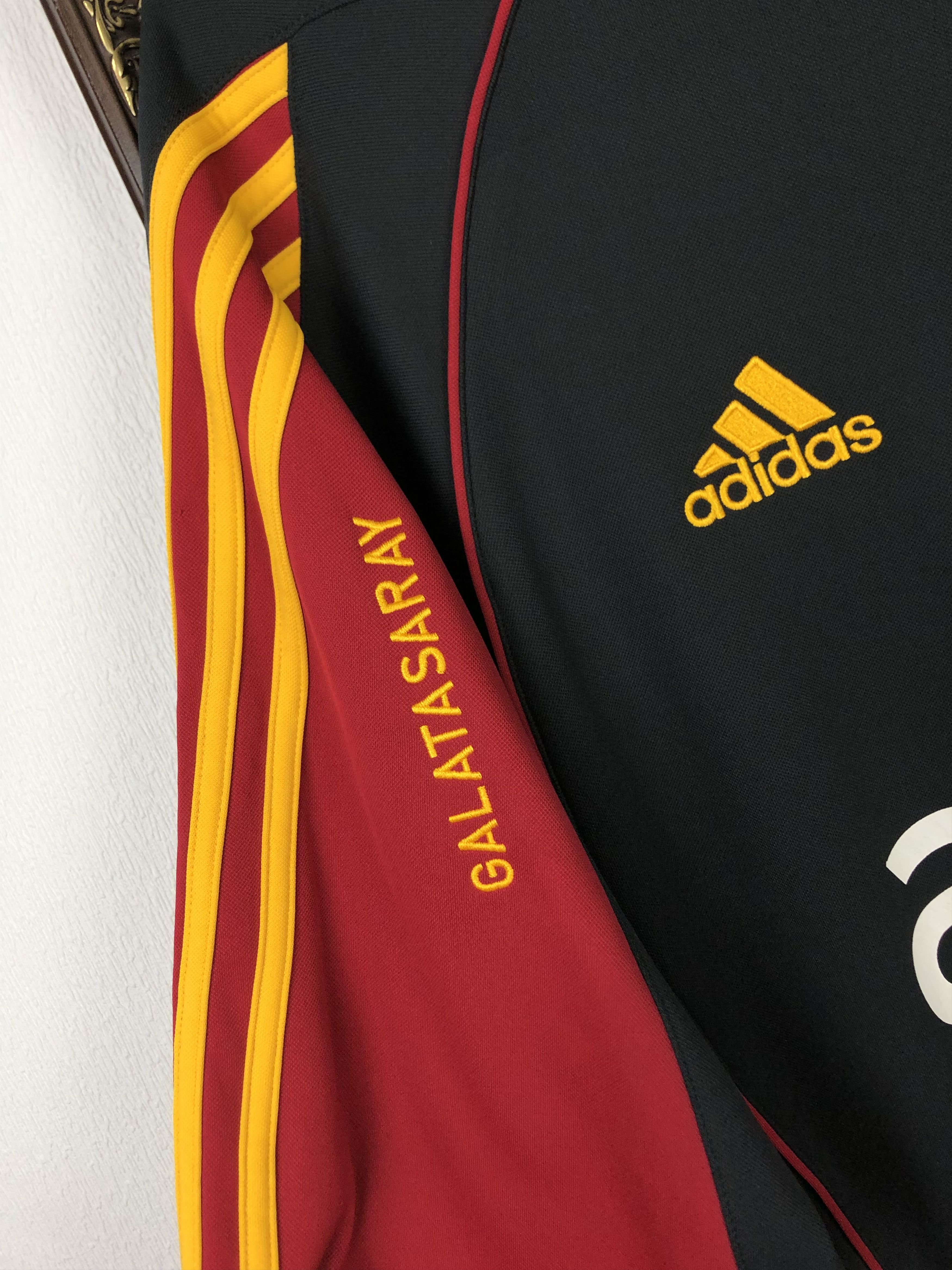 Adidas Vintage Galatasaray Football Sweatshirt Soccer Crewneck Size US M / EU 48-50 / 2 - 4 Thumbnail