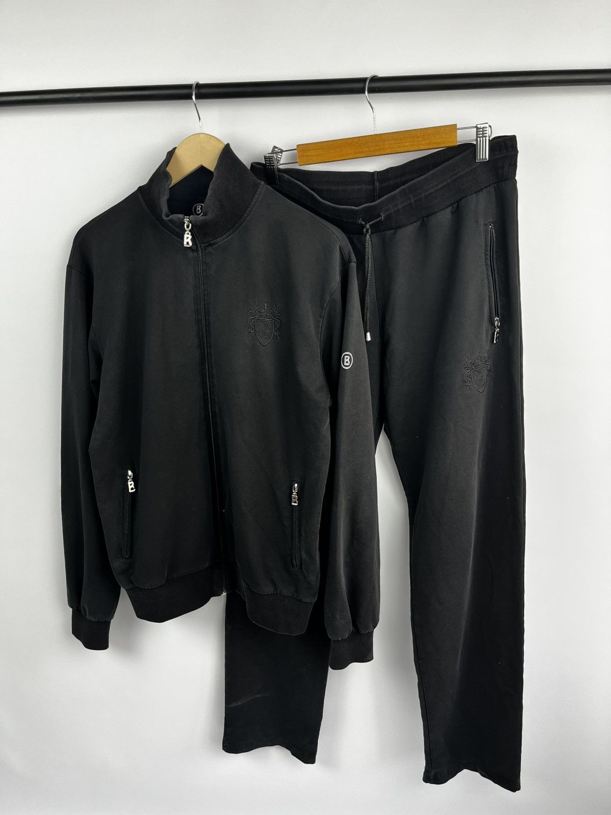 Bogner Bogner mens sport suit size xl Size US XL / EU 56 / 4 - 1 Thumbnail