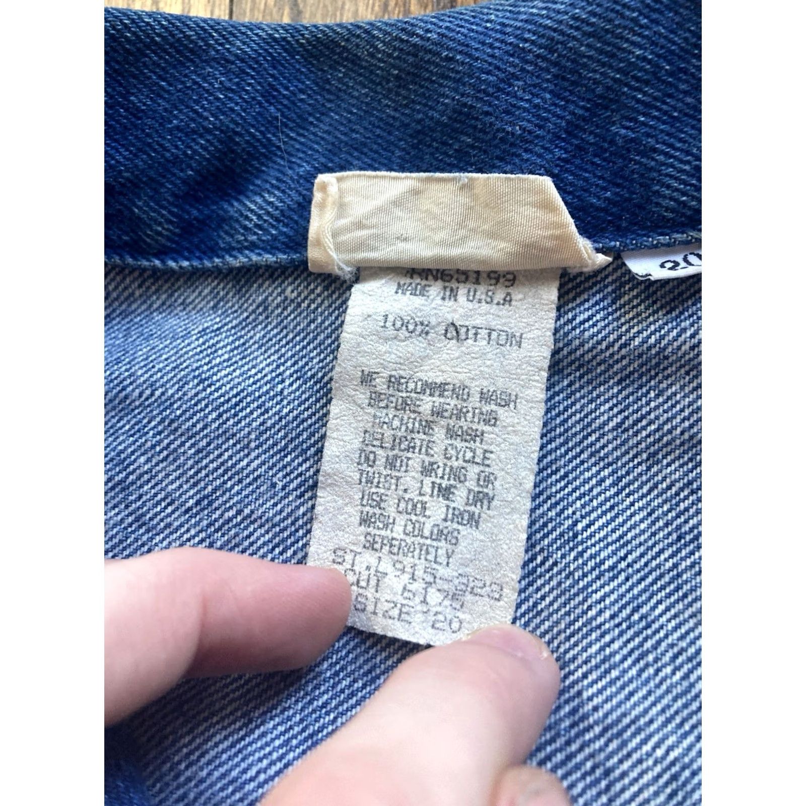 Denime VINTAGE Denim Jacket Womens Plus 20 Blue USA Made Boxy Fit Jacket Size 42" / US 20 - 7 Thumbnail