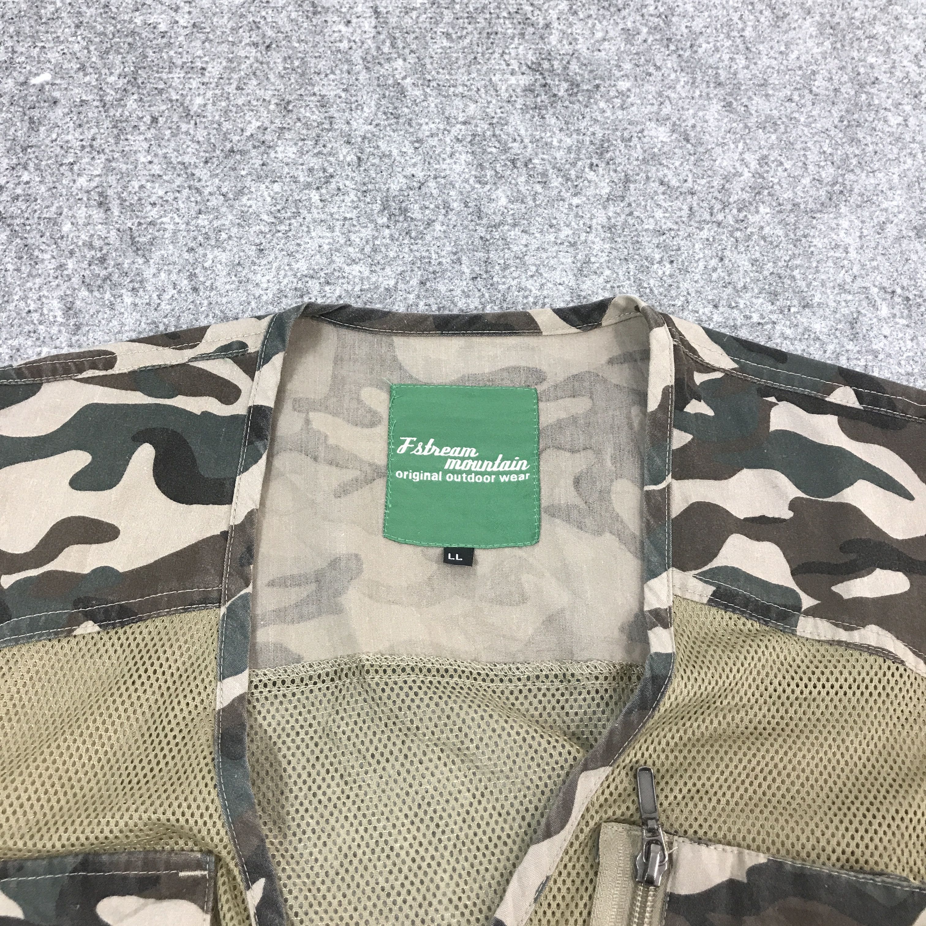 Japanese Brand f&team mountain vest camo design jacket Size US L / EU 52-54 / 3 - 3 Thumbnail