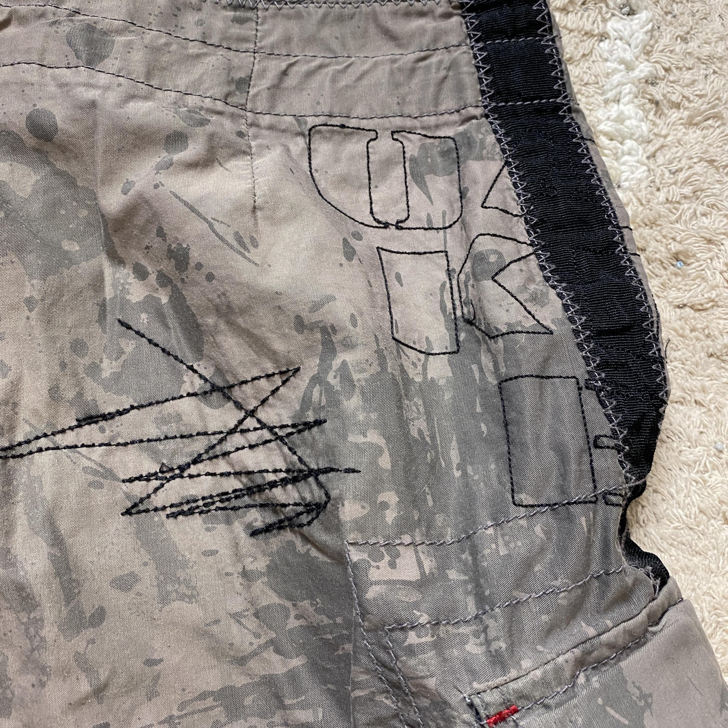 Oakley × Vintage Oakley y2k 2000s Gray Camo Drawstring Shorts Size US 33 - 6 Thumbnail