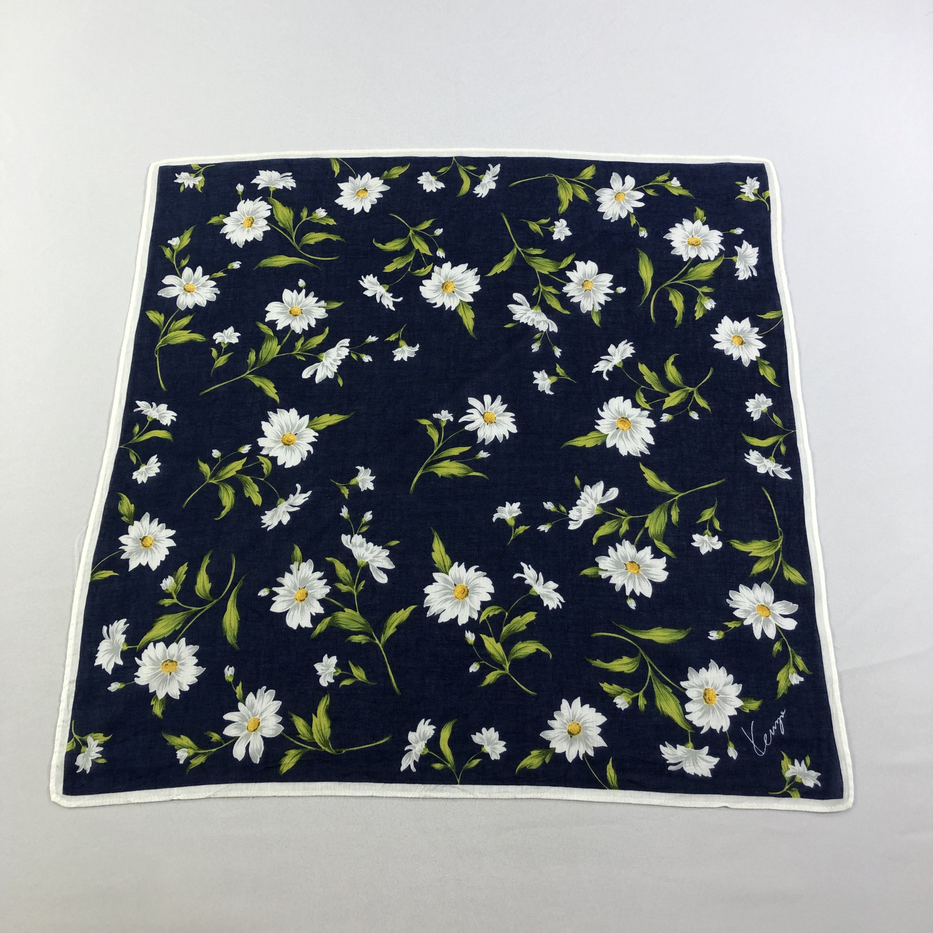 Kenzo Kenzo Floral Handkerchief Neckerchief Bandana H2002 Size ONE SIZE - 2 Thumbnail