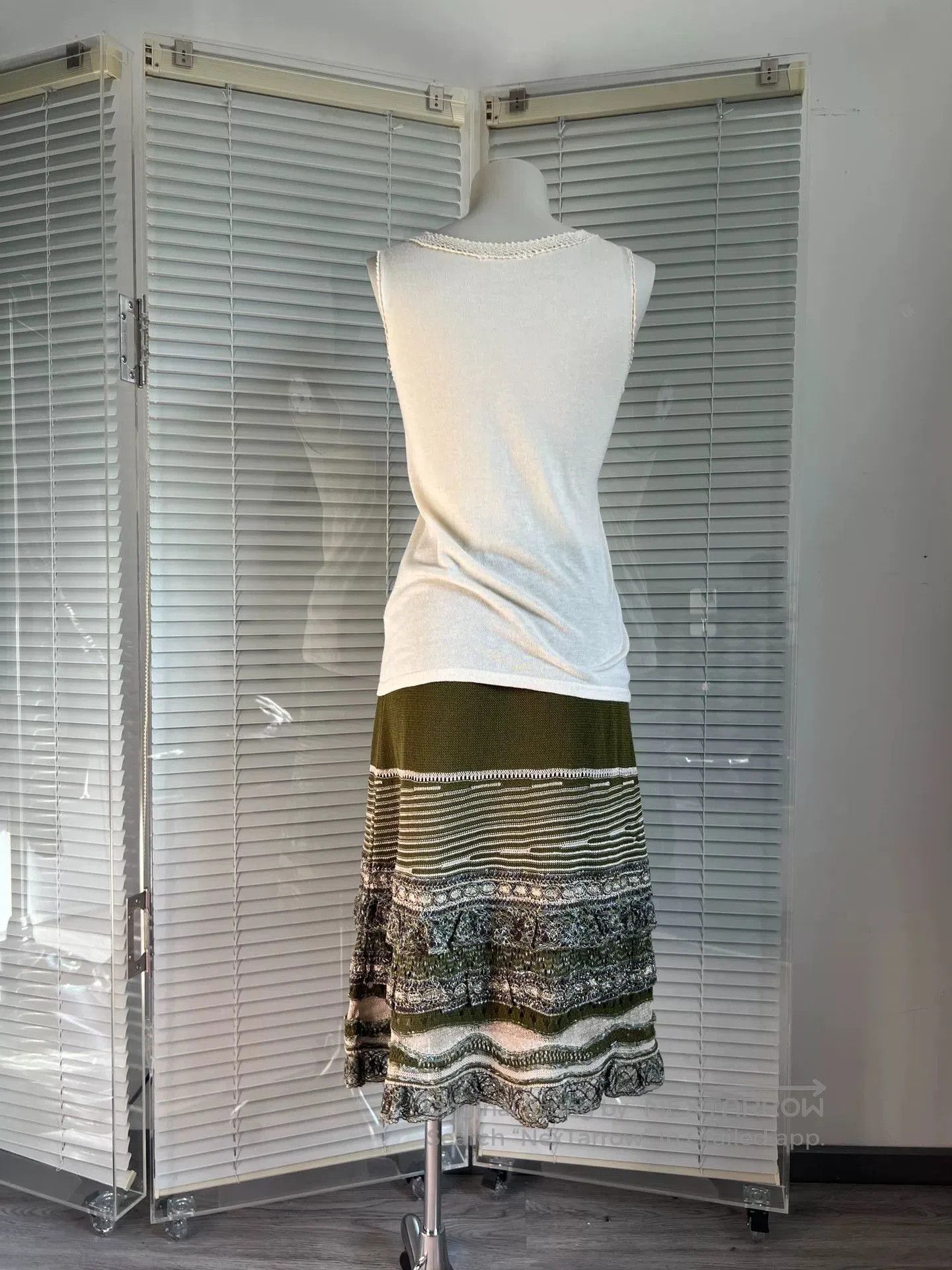 Other Vivienne Tam Knit Hollow-Out Vest. Size M / US 6-8 / IT 42-44 - 4 Thumbnail