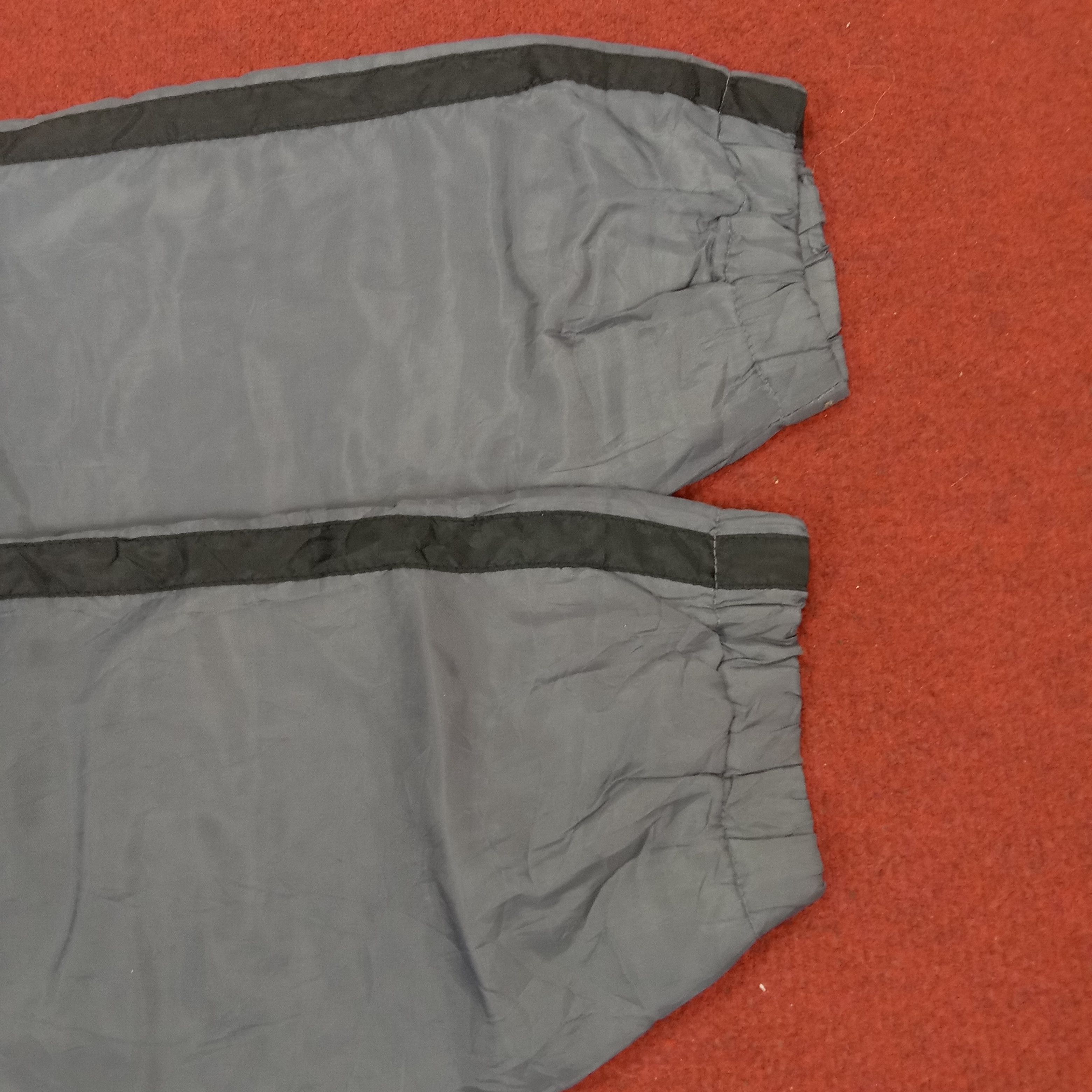 Nike × Vintage Nike Sportswear Style Windbreaker Jacket Size US L / EU 52-54 / 3 - 5 Thumbnail